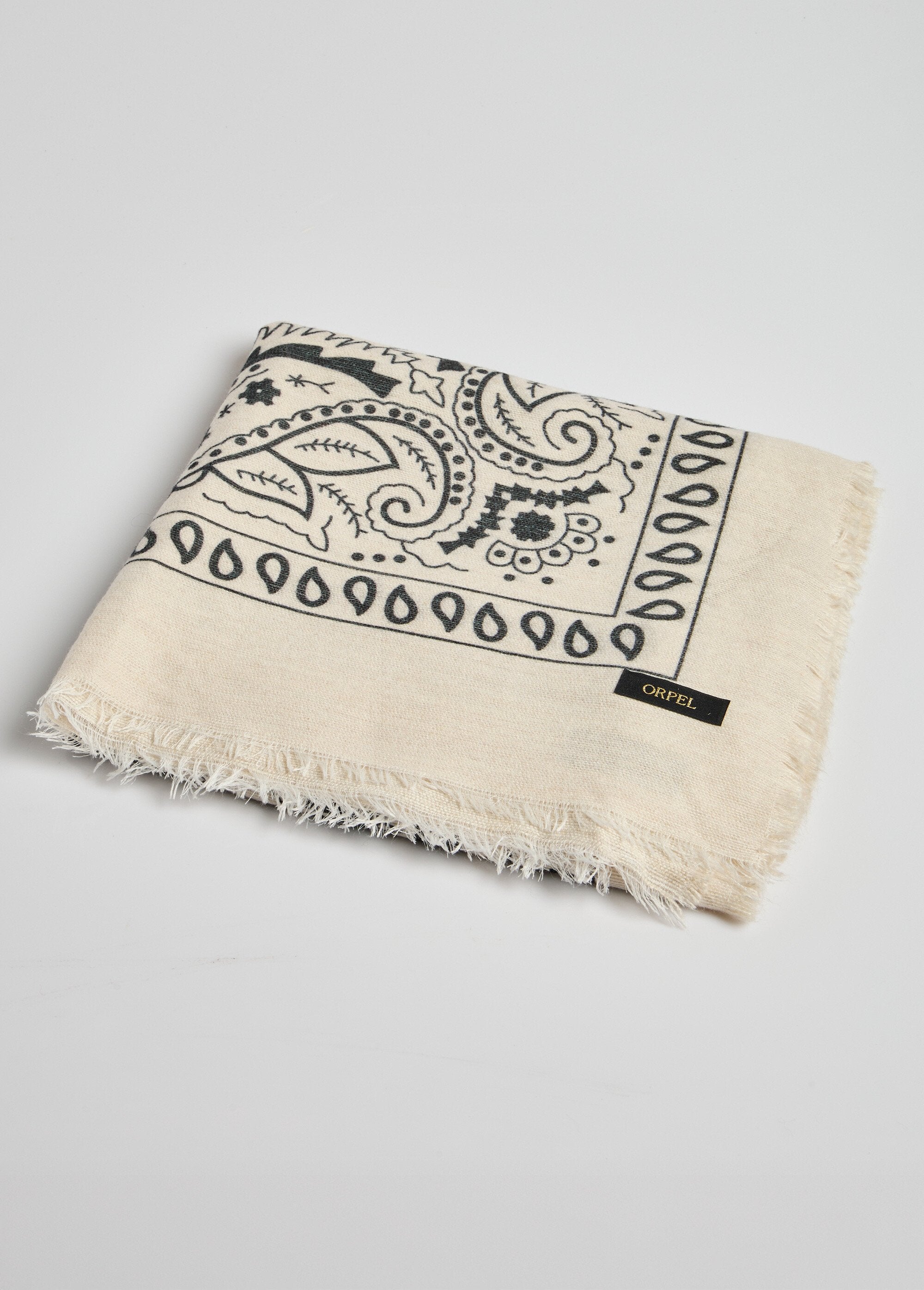 Sciarpa_quadrata_a_bandana_con_lana_Ecru_FA1_slim