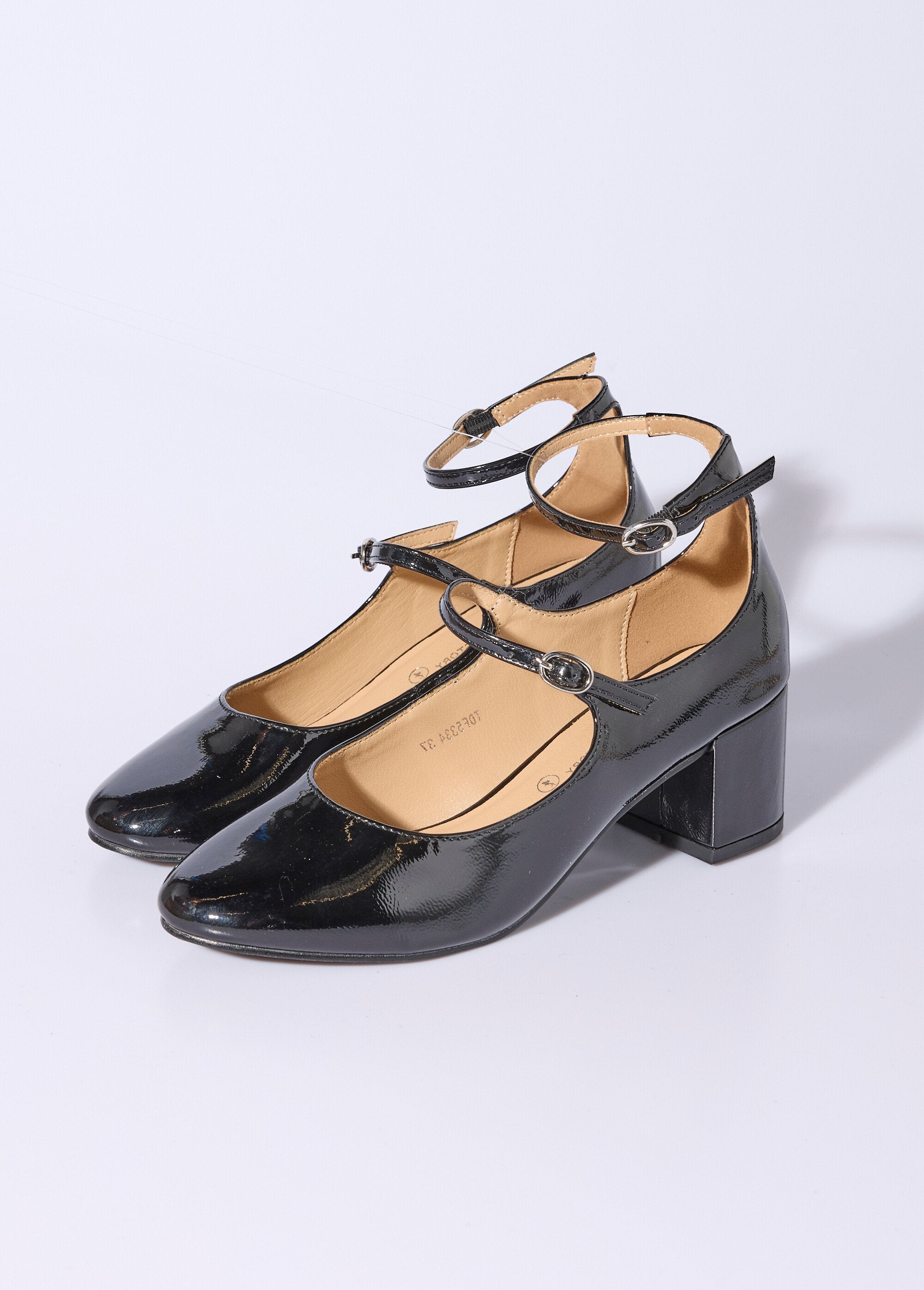 Stivaletti_a_punta_tonda_con_cinturini_sottili_Noir_DE1_slim