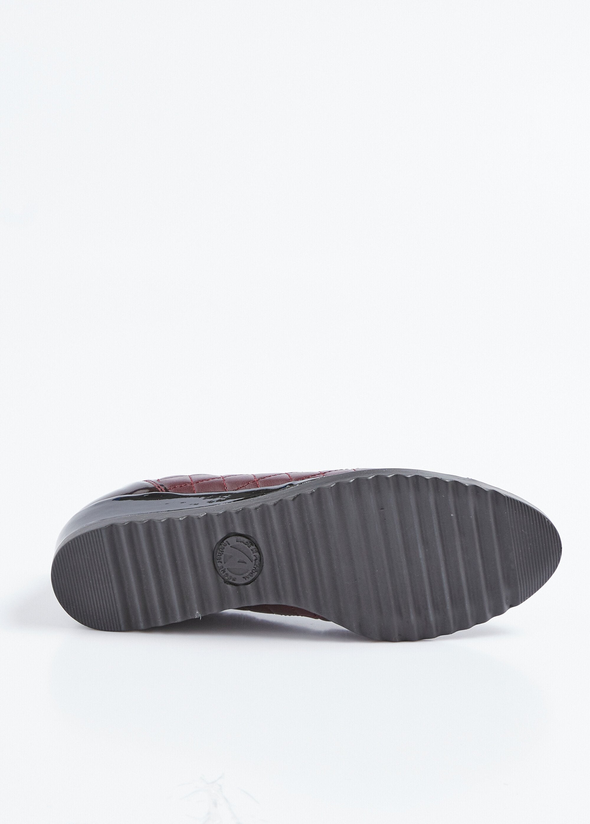 Ballerine_elasticizzate_con_zeppa_di_larghezza_confortevole_Bordeaux_UN1_slim