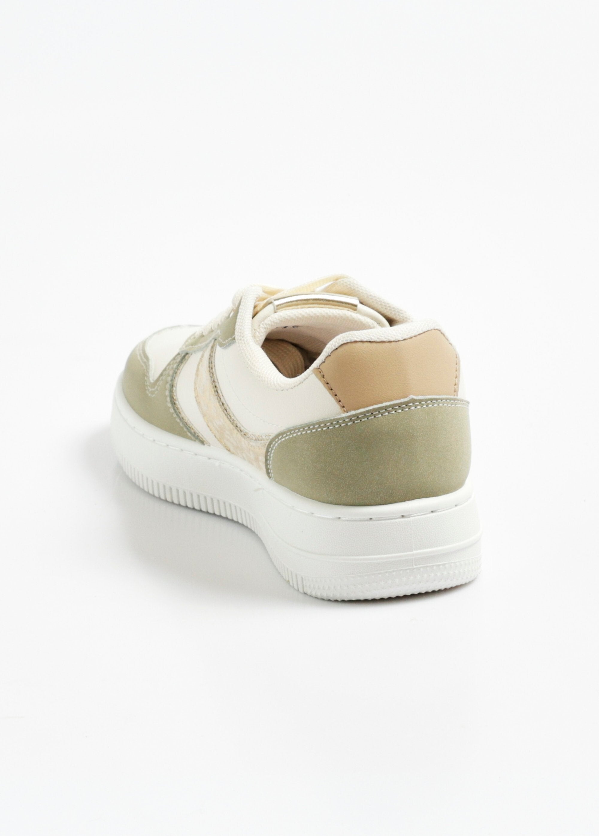 Scarpe_da_ginnastica_bicolore_con_dettagli_metallici_Vert_DO1_slim