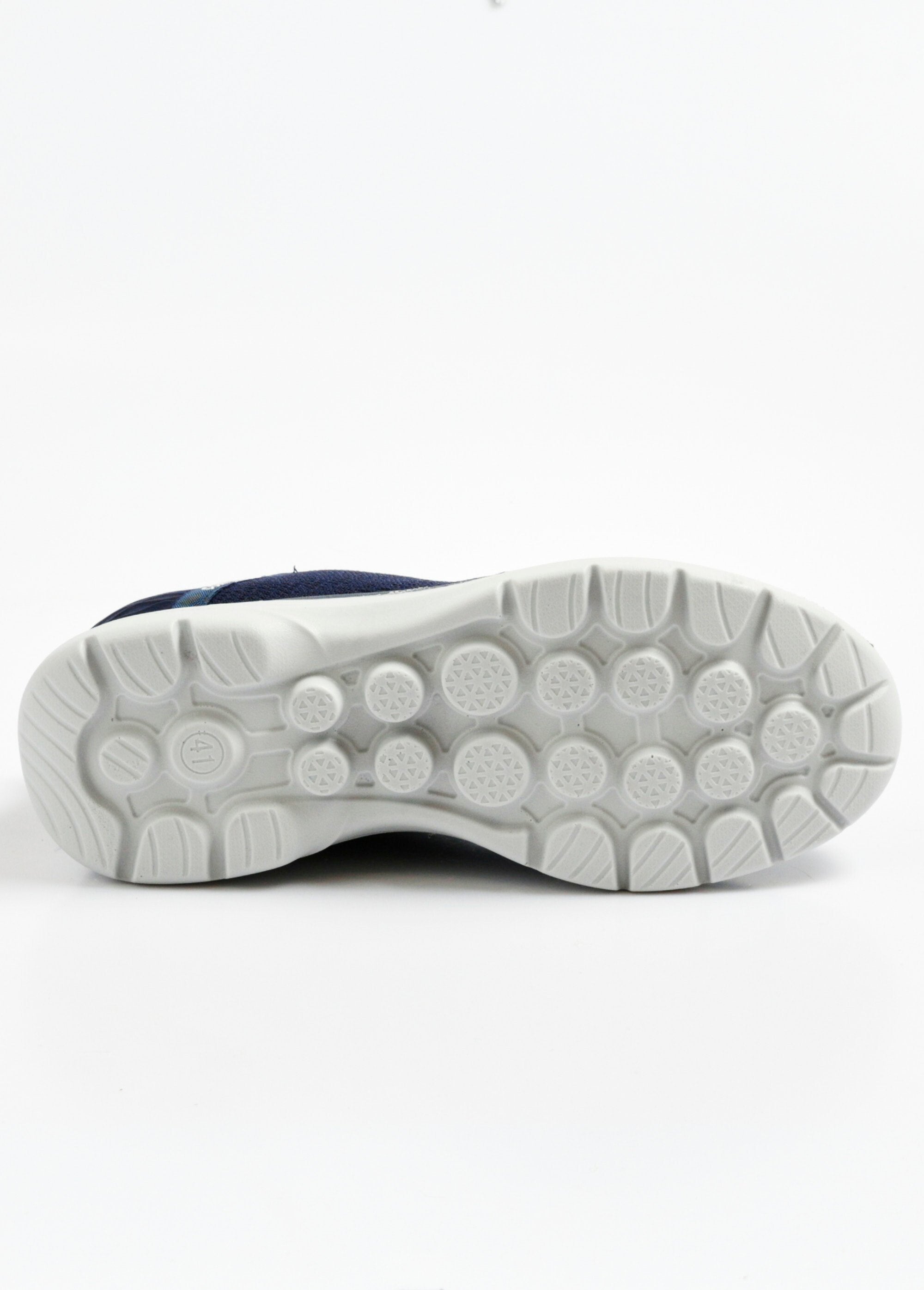 Scarpe_da_ginnastica_in_mesh_con_lacci_Marine_UN1_slim