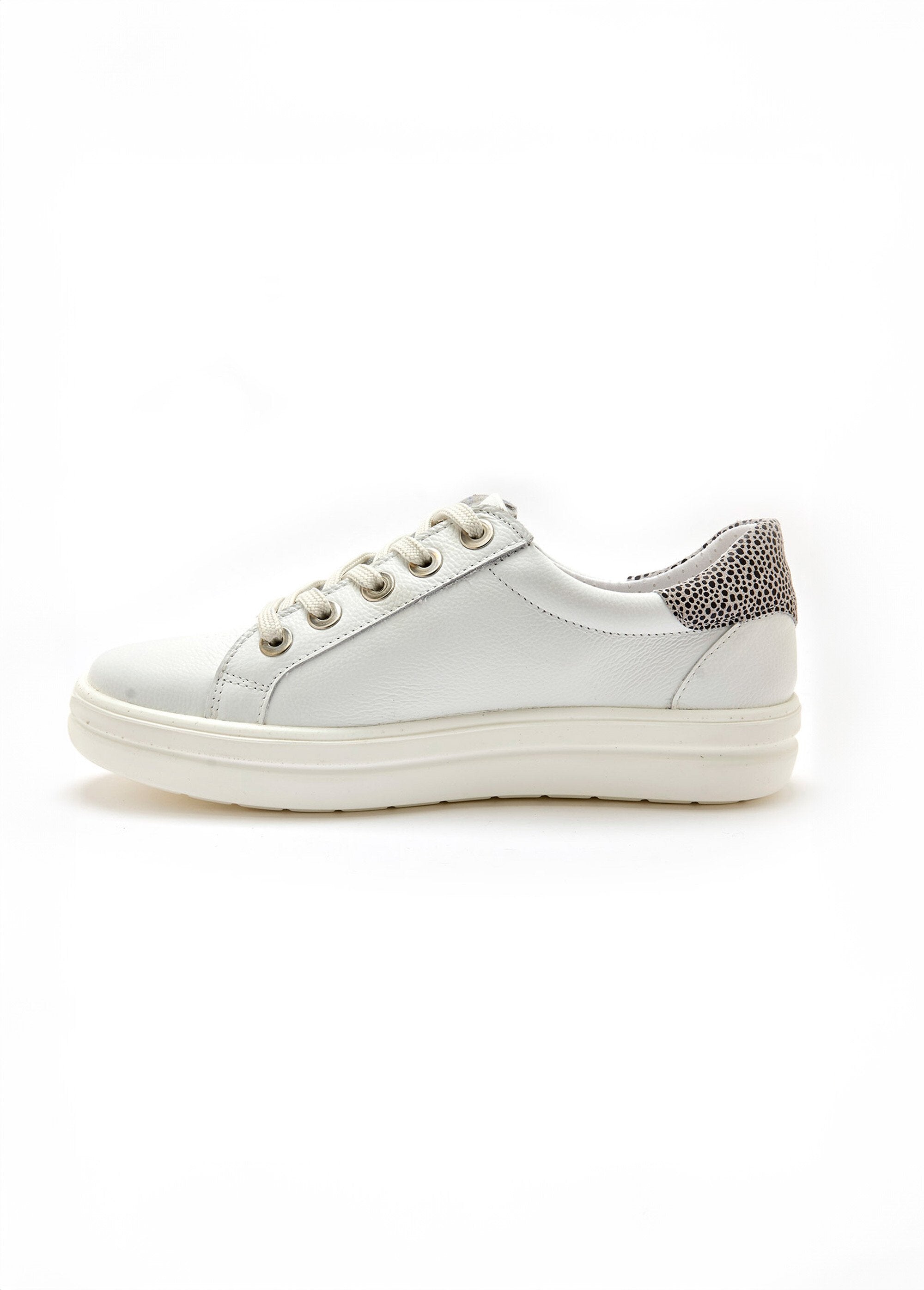 Scarpe_da_ginnastica_in_pelle_con_lacci_e_zip,_dettaglio_sul_tallone_Blanc_GA1_slim