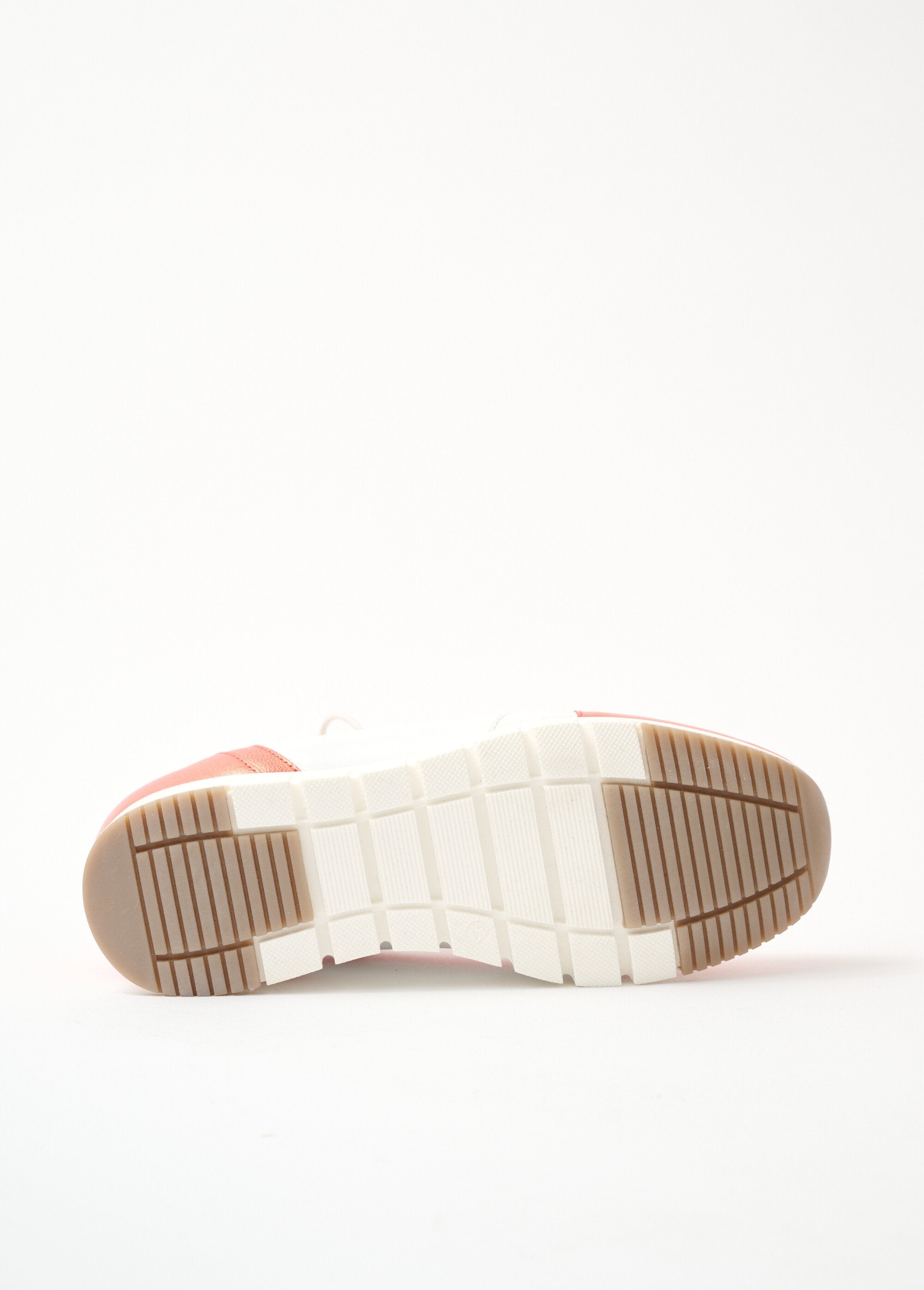 Scarpe_da_ginnastica_comfort_in_pelle_bicolore_Arancione_e_bianco_UN1_slim