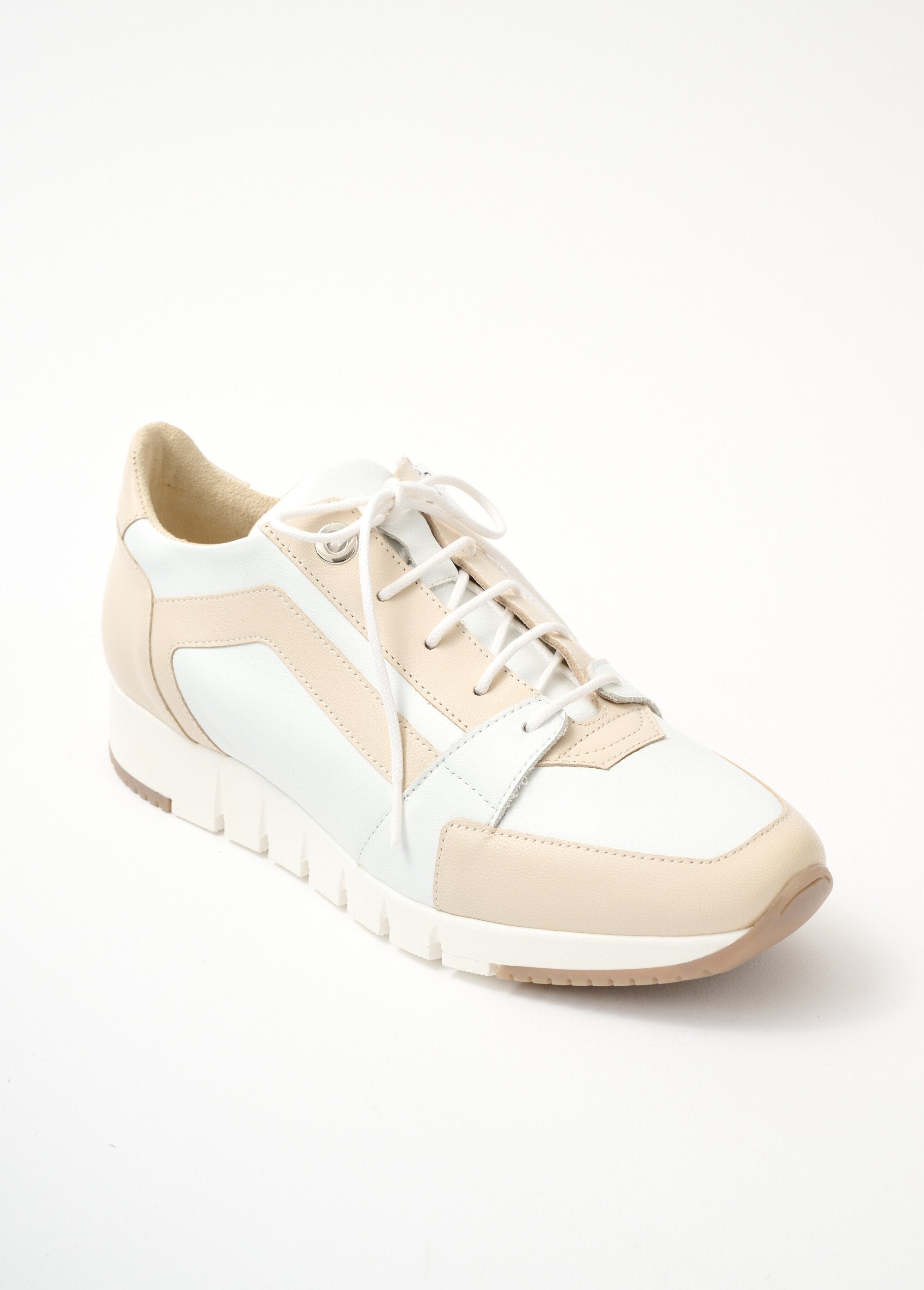 Scarpe_da_ginnastica_comfort_in_pelle_bicolore_Beige_e_bianco_FA1_slim
