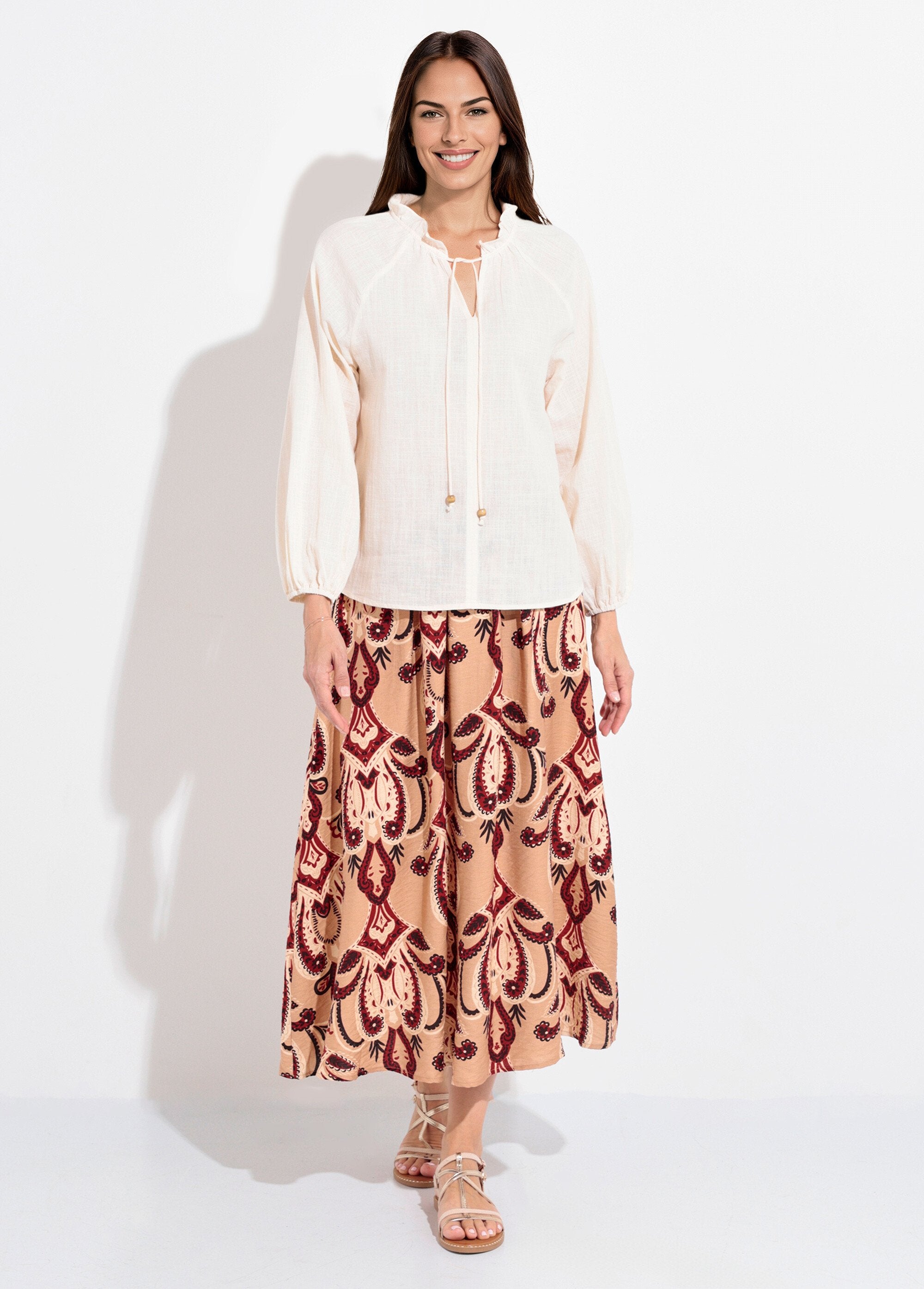 Camicetta_aderente_con_scollo_a_V_e_chiusura_a_cravatta_Beige_SF1_slim