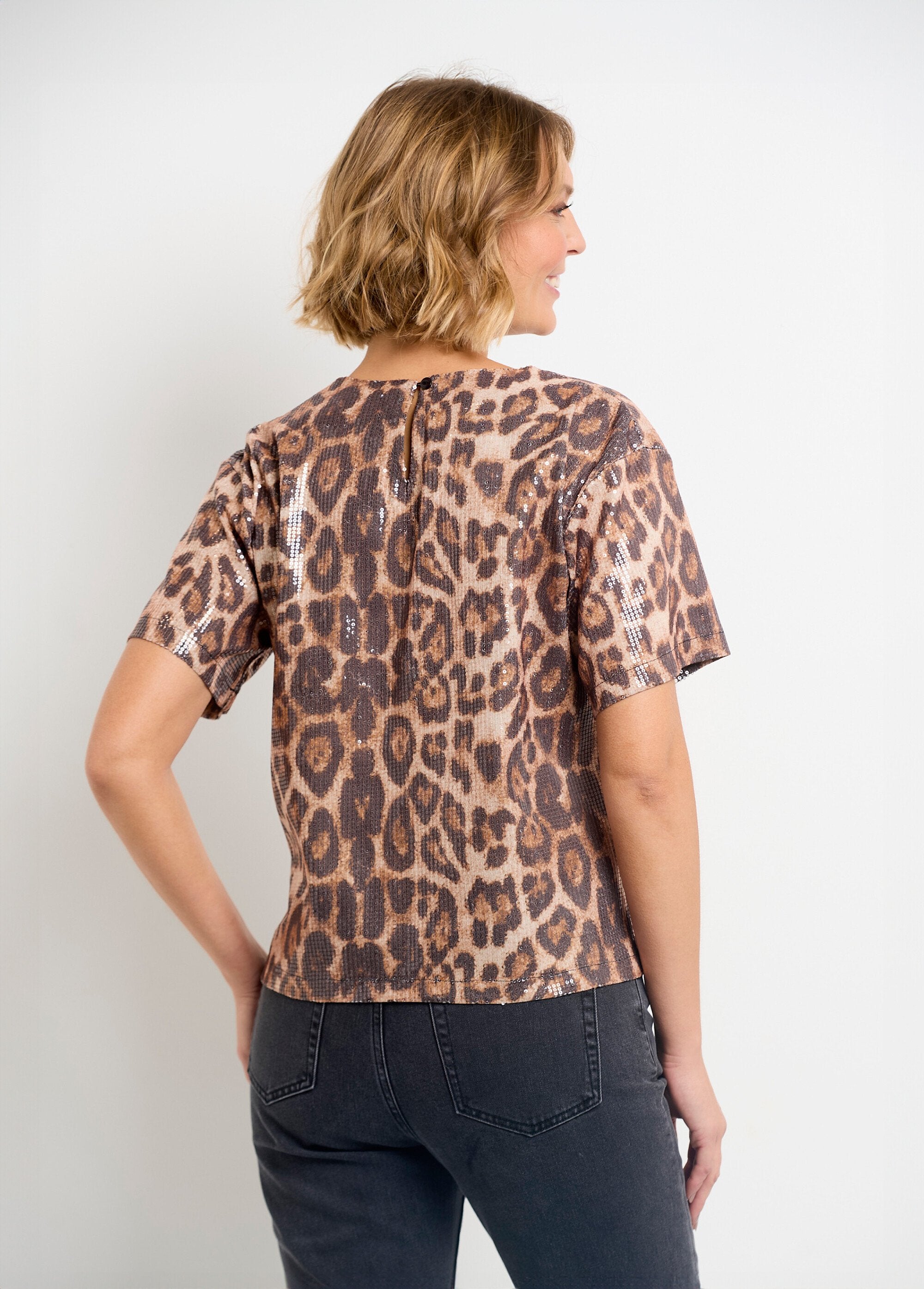 Camicetta_leopardata_con_paillettes_Leopard_DO1_slim