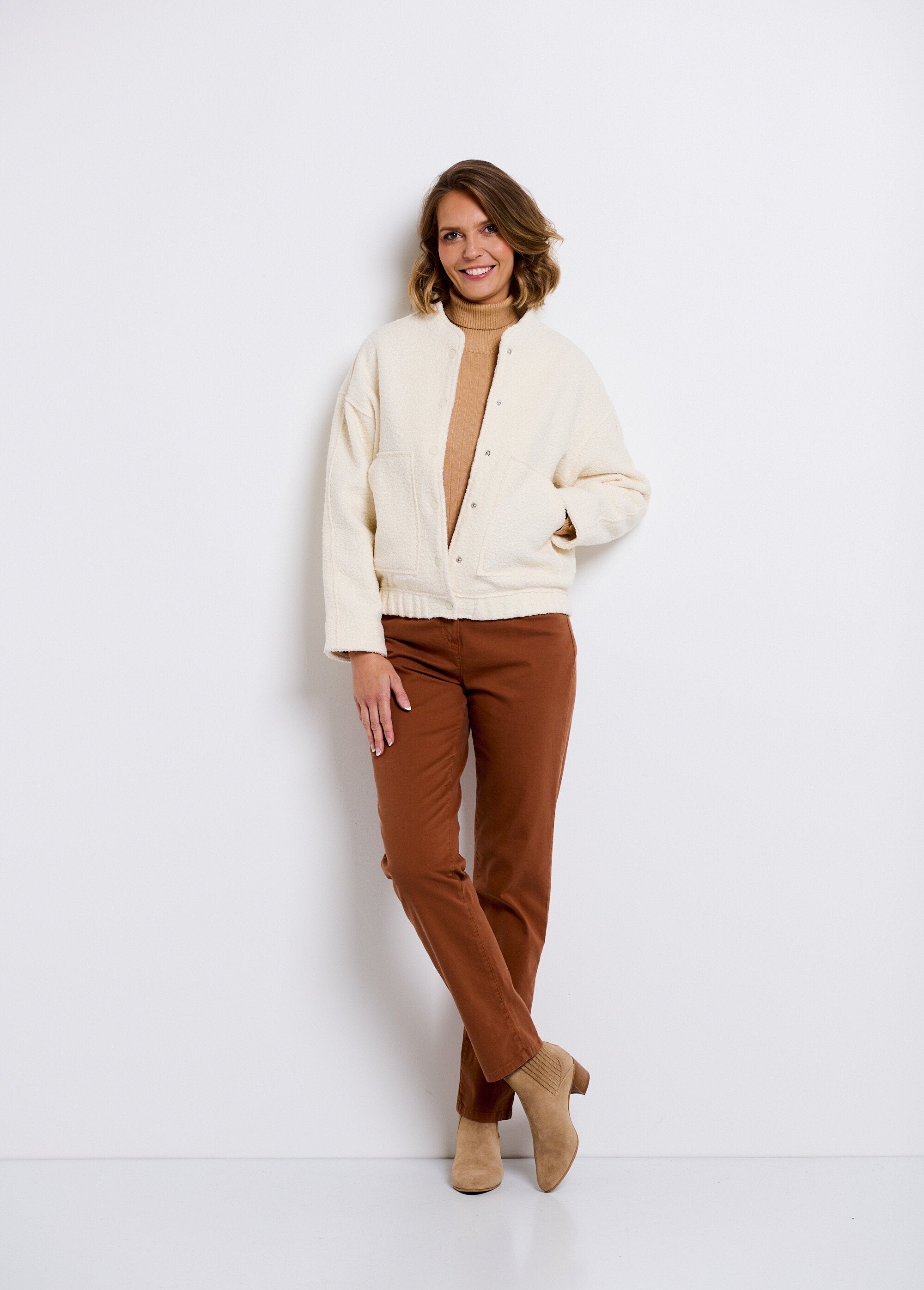 Giacca_di_lana_stile_orsacchiotto_Ecru_SF1_slim