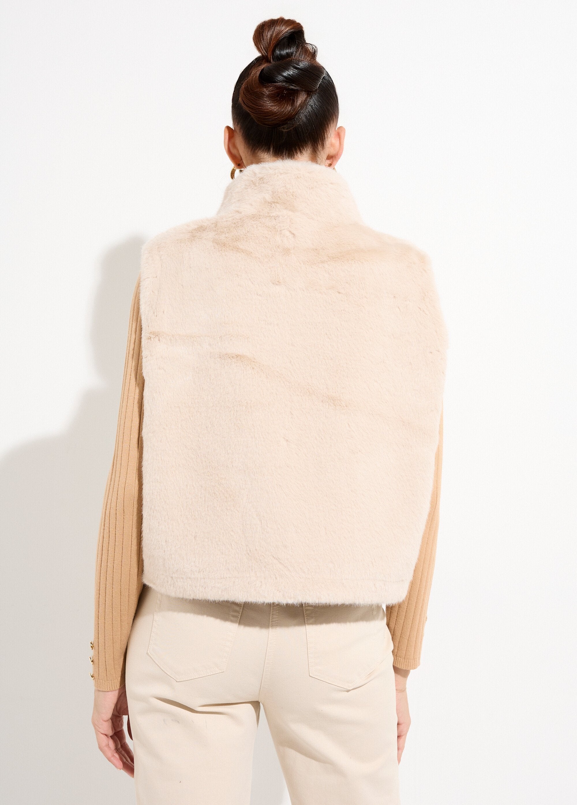 Giacca_di_pelliccia_senza_maniche_con_zip_Ecru_DO1_slim