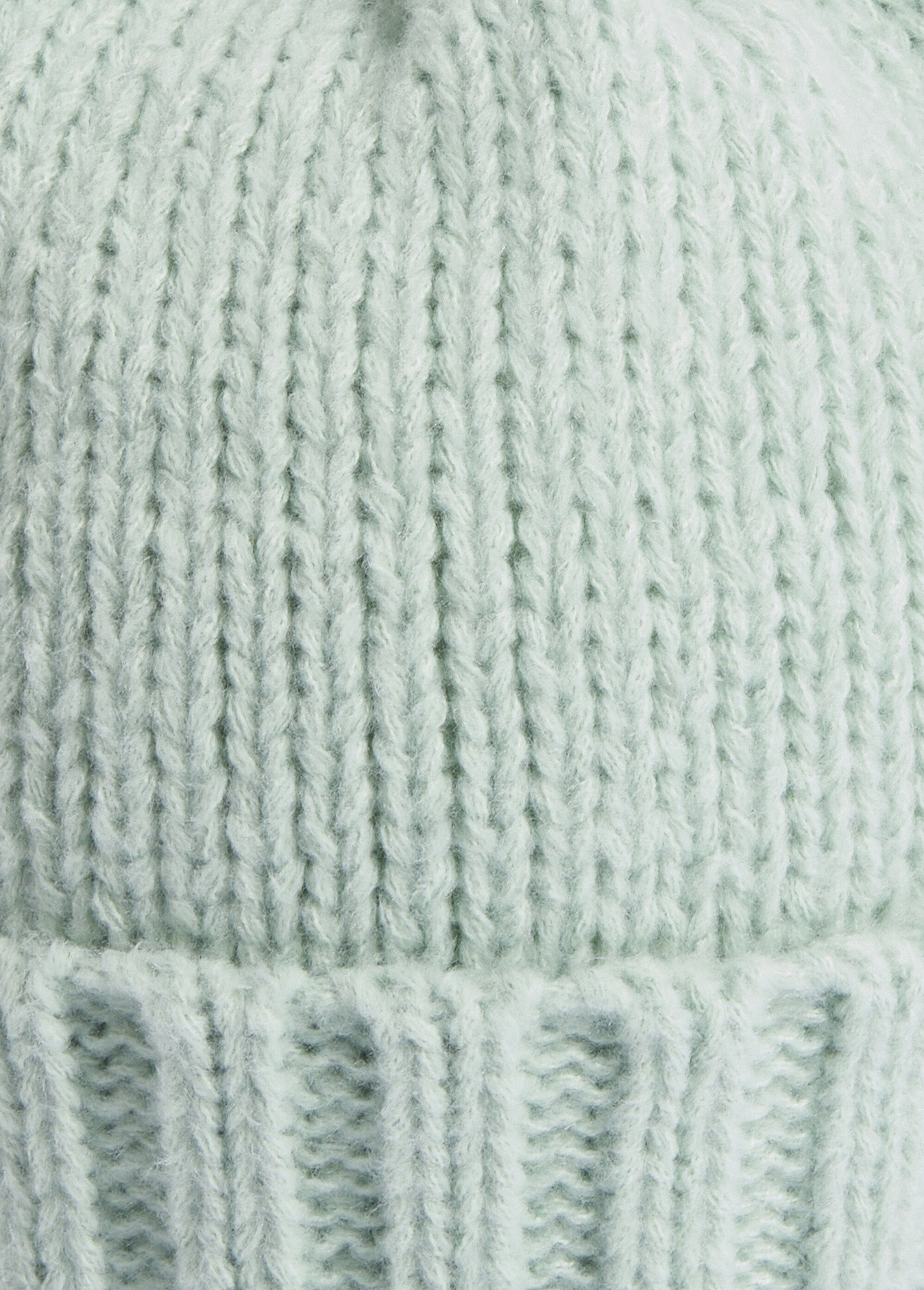 Cappello_in_maglia_pastello_con_risvolto_Menthe_DE1_slim