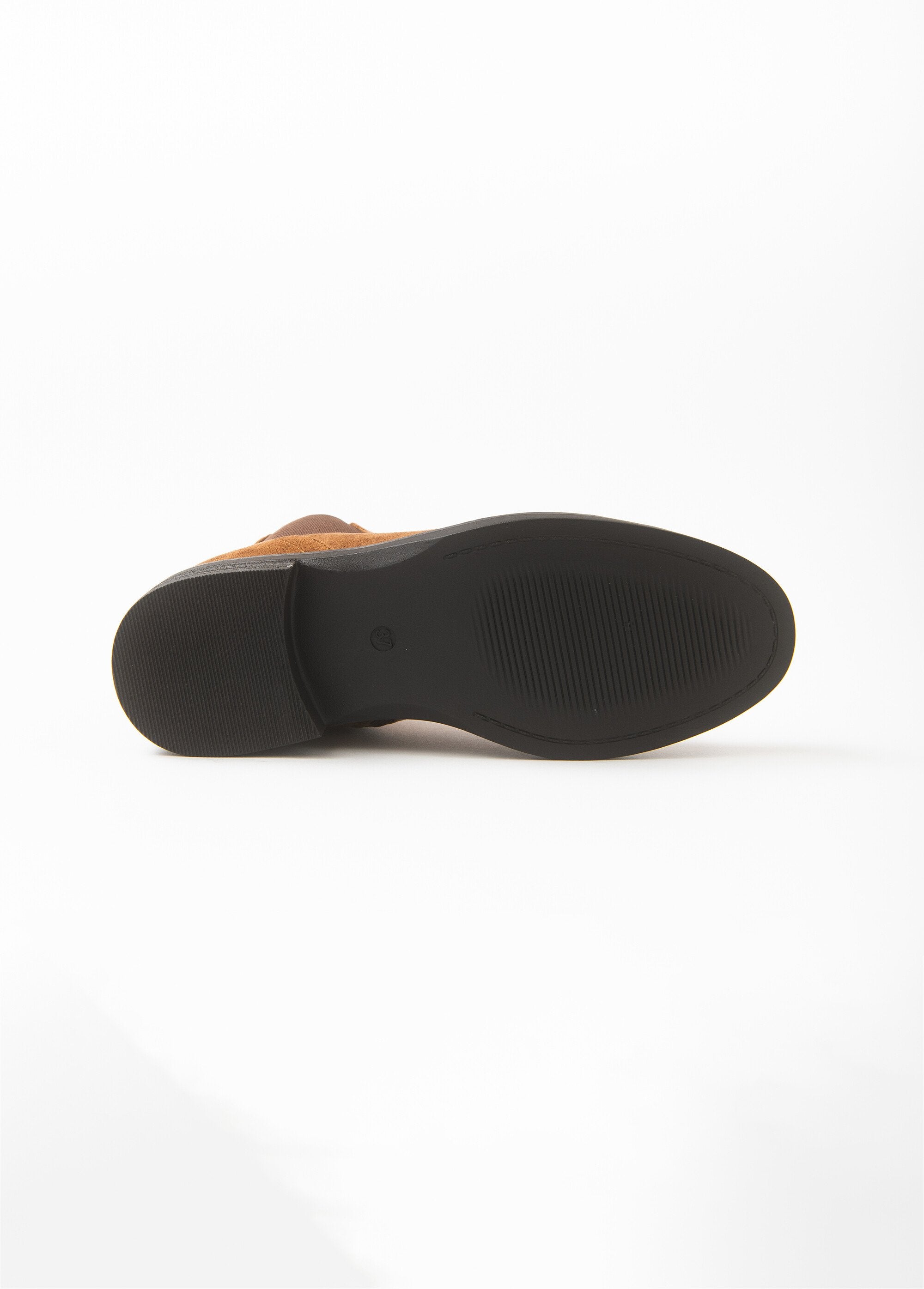 Stivali_Chelsea_con_elastici_laterali_Camel_UN1_slim