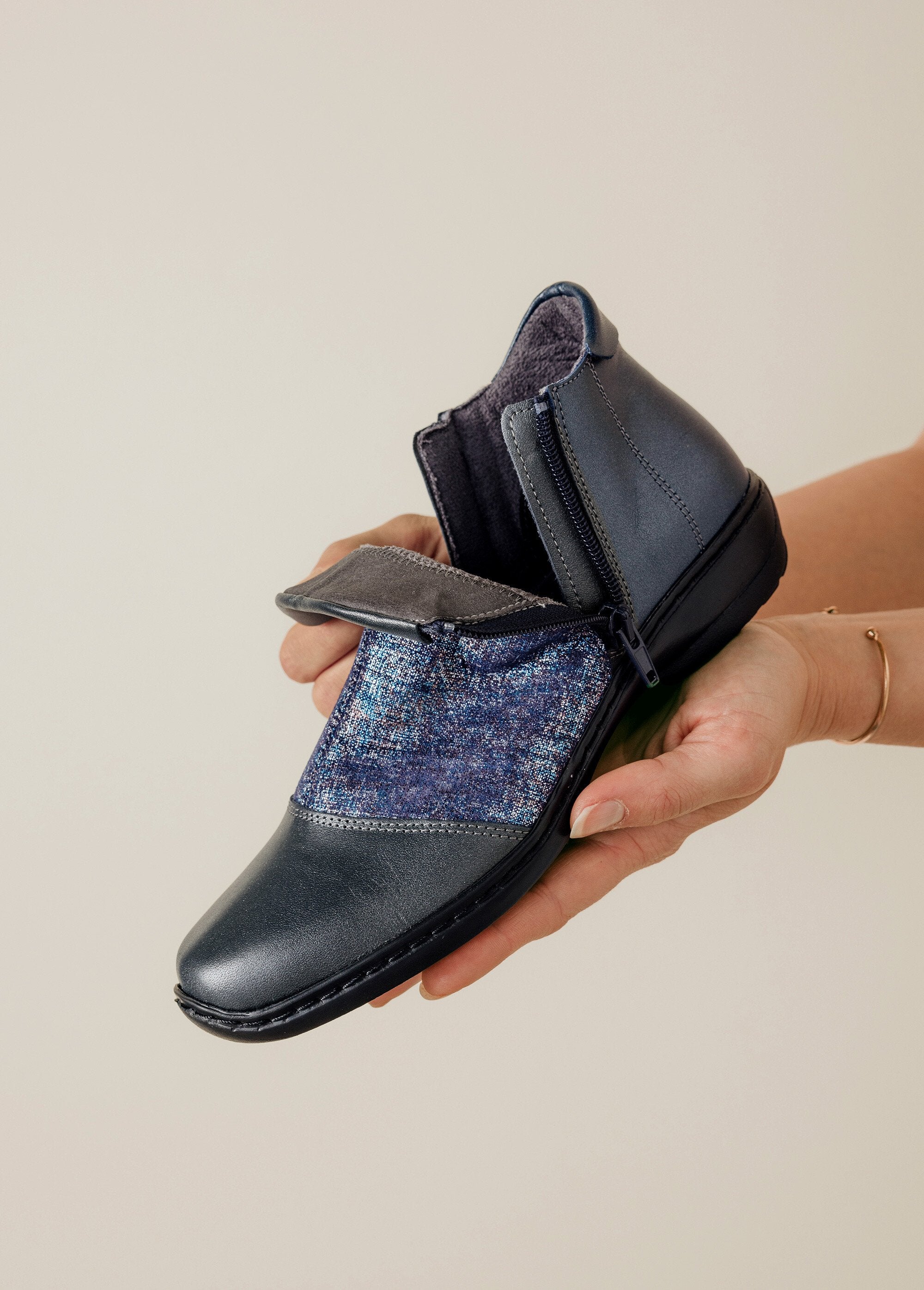 Stivali_in_pelle_di_larghezza_comfort_con_doppia_zip_Marino_DE1_slim