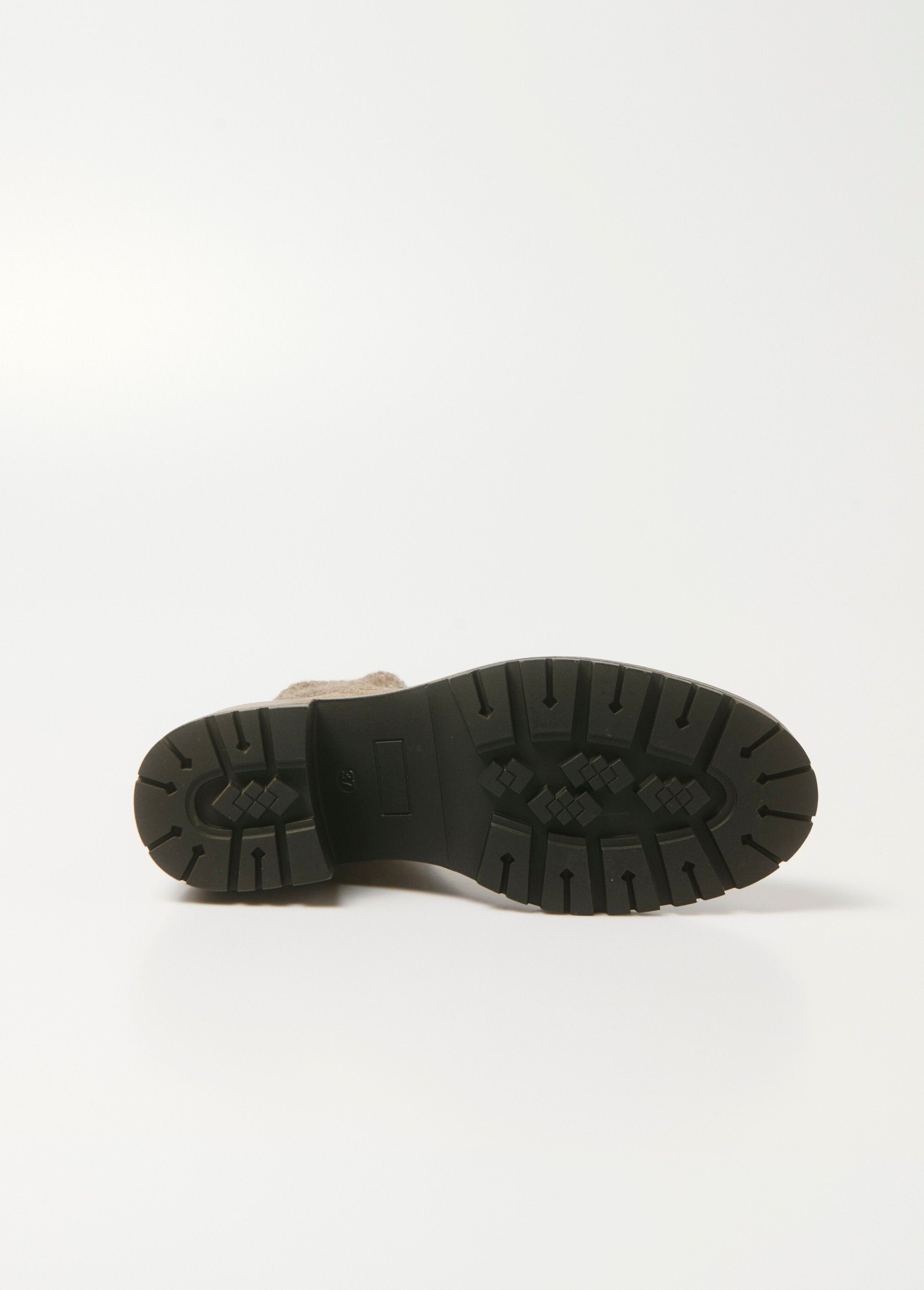 Stivali_metallici_con_tacco_a_calzino_Taupe_UN1_slim