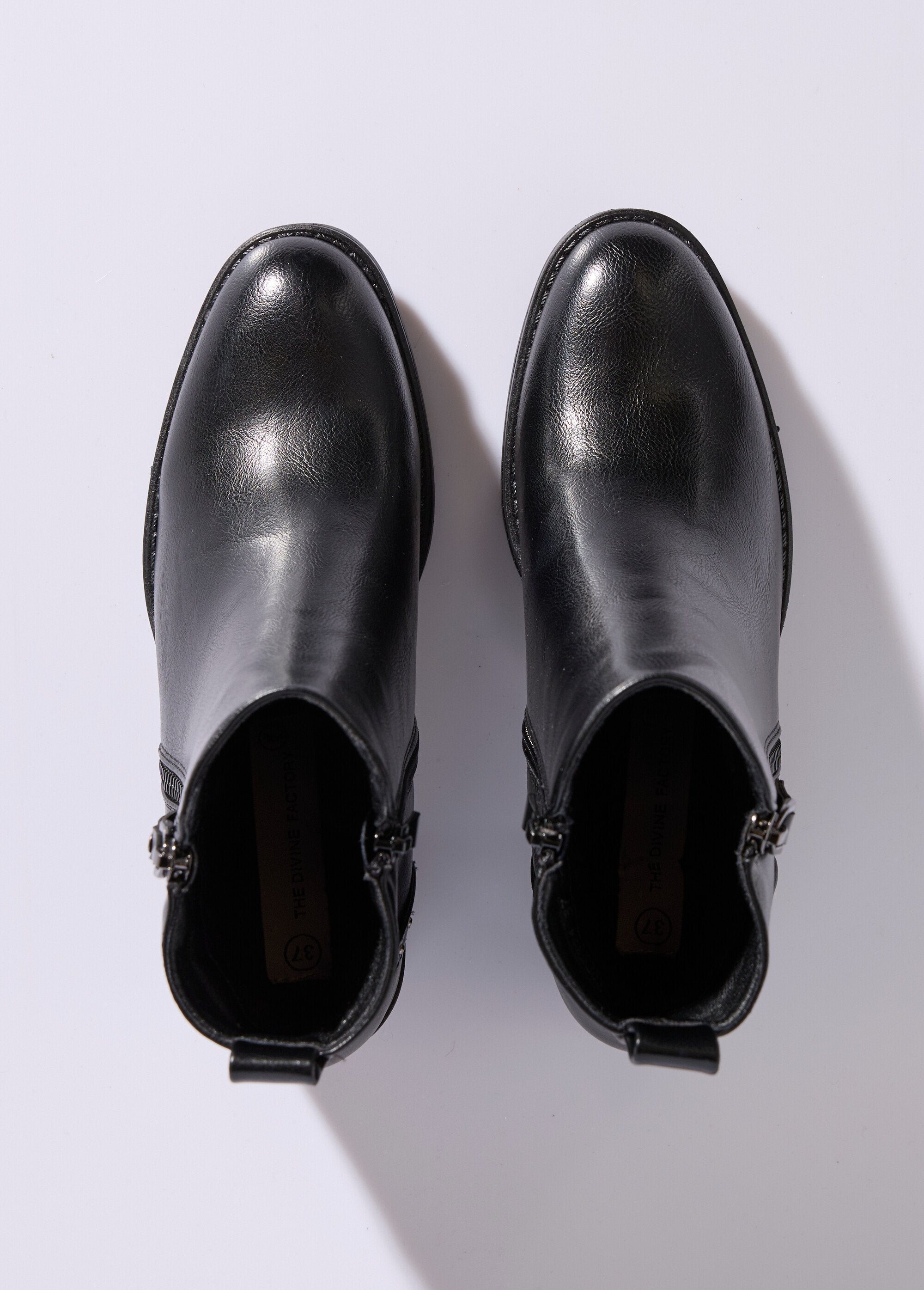 Stivali_con_zip_e_tacco_con_borchie_Noir_OV1_slim