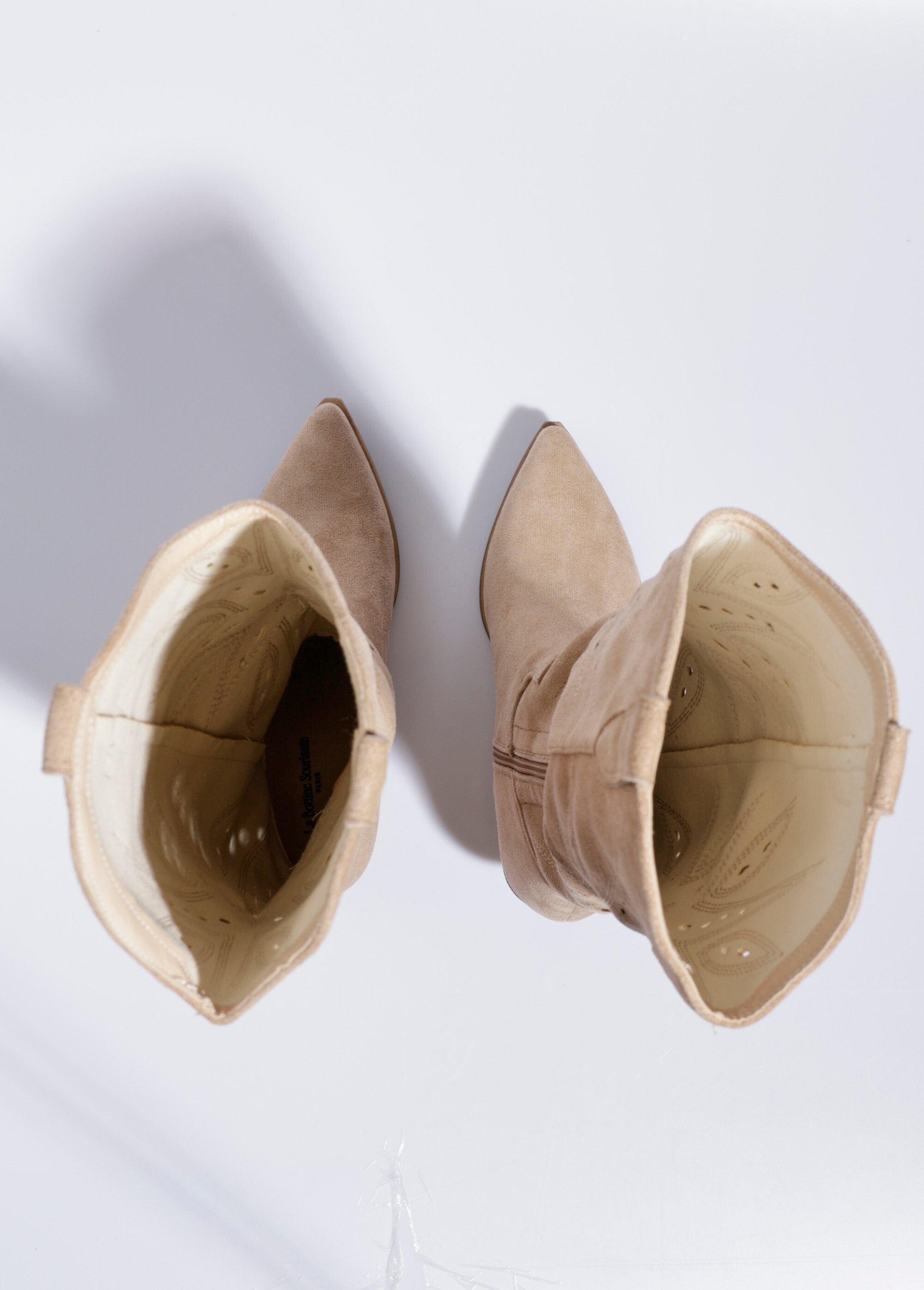 Stivali_western_ricamati_con_tacco_smussato_Beige_OV1_slim