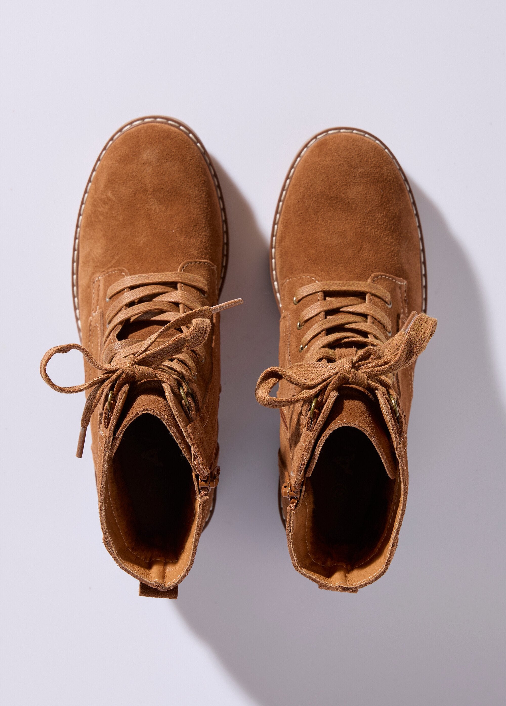 Tronchetti_in_pelle_con_tacco_largo_Camel_OV1_slim