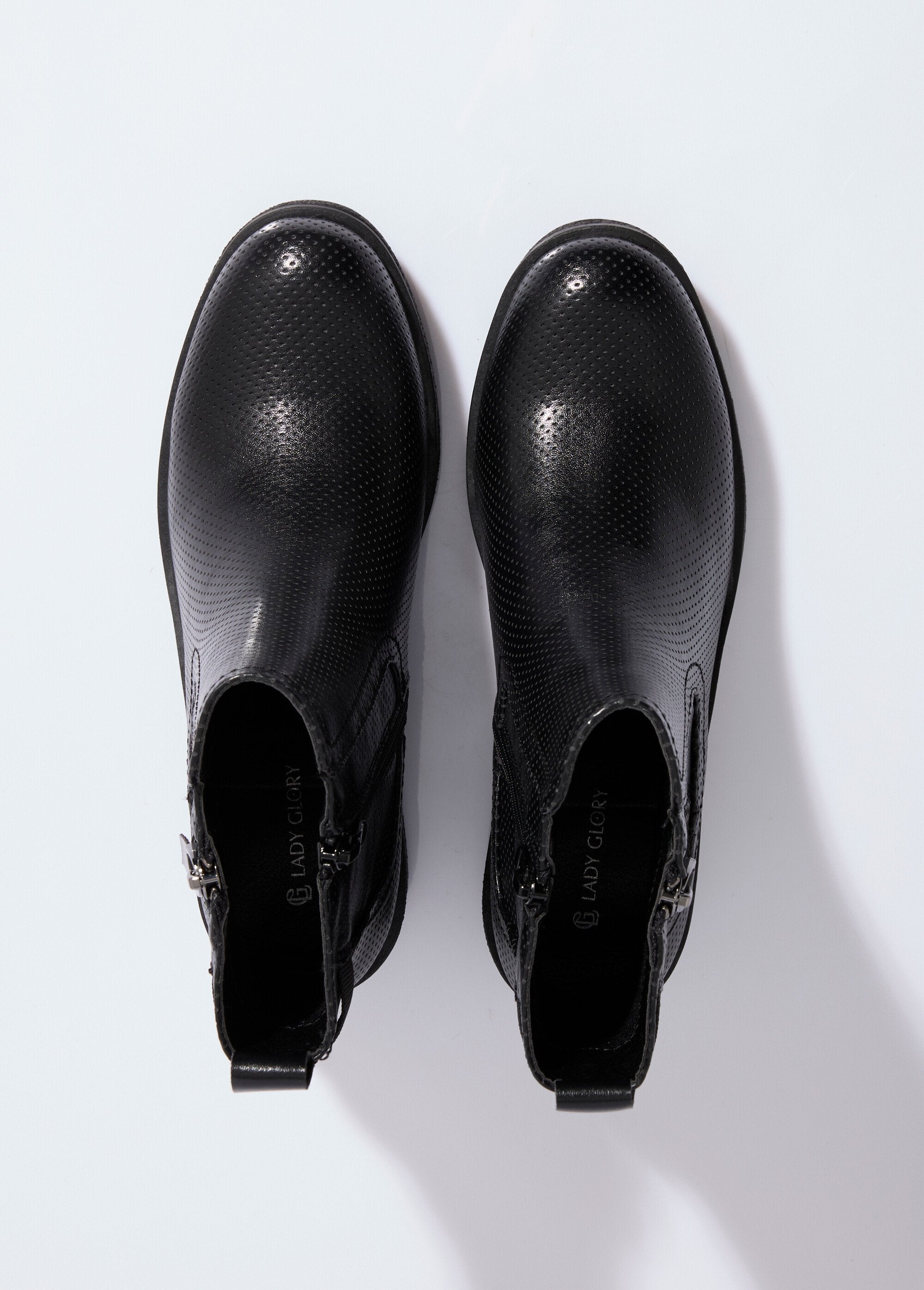 Bottines_perforées_à_talon_et_zip_Noir_OV1_slim