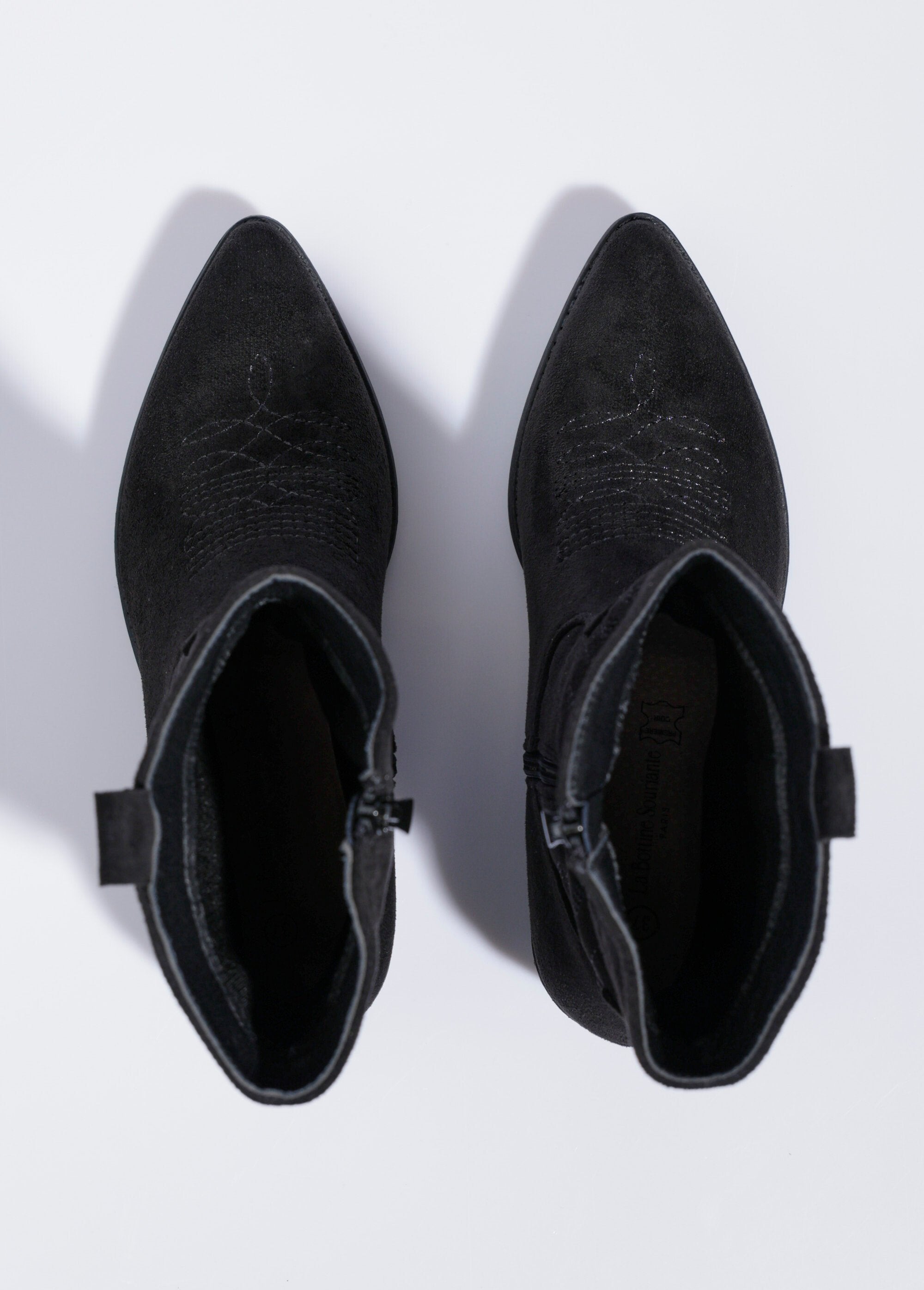 Stivaletti_in_pelle_scamosciata_con_tacco_in_stile_western_Noir_OV1_slim