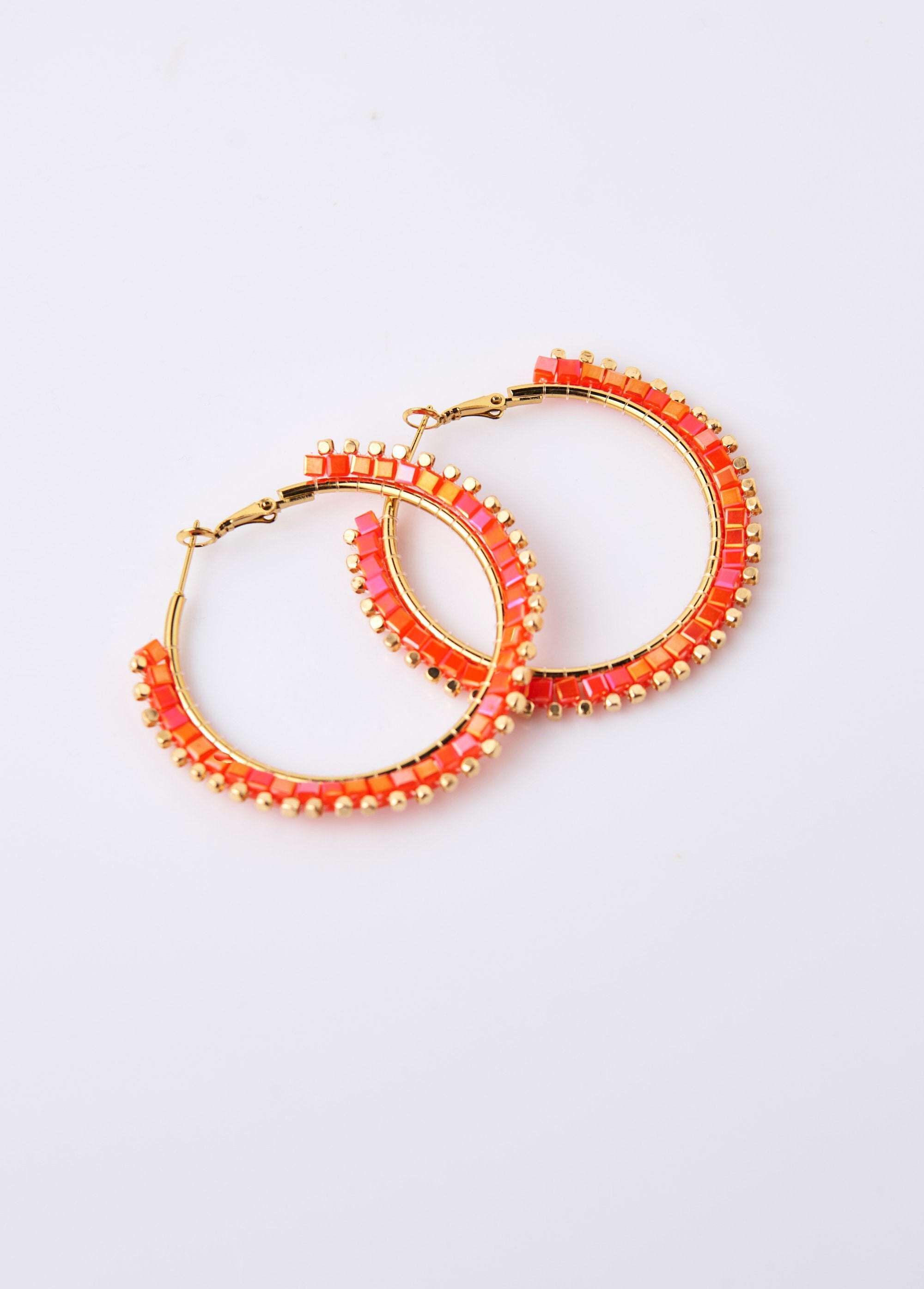 Orecchini_creoli,_perle_di_vetro_in_acciaio_inox_Orange_FA1_slim