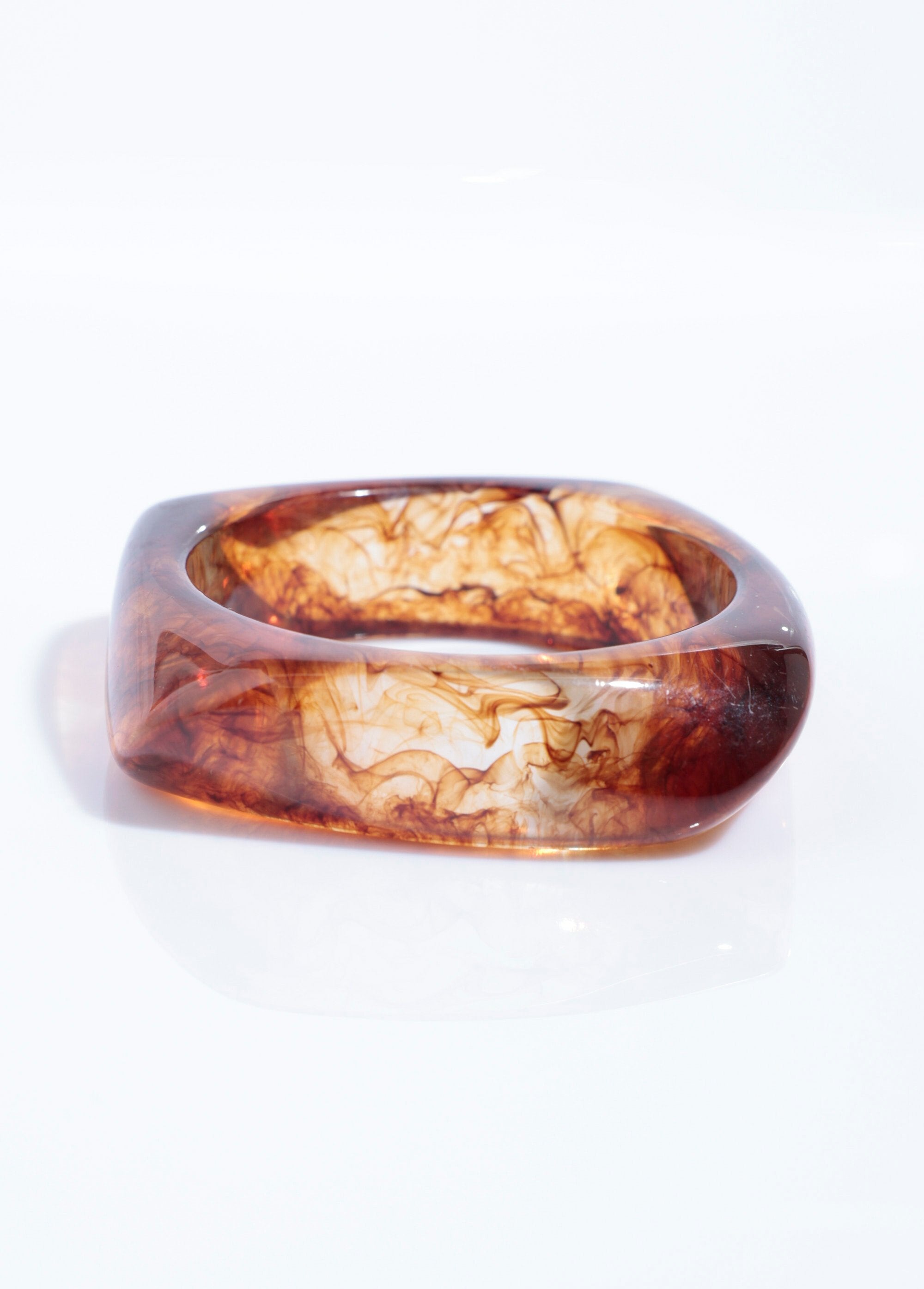 Bracciale_rigido_quadrato_in_ambra_Ambre_FA1_slim