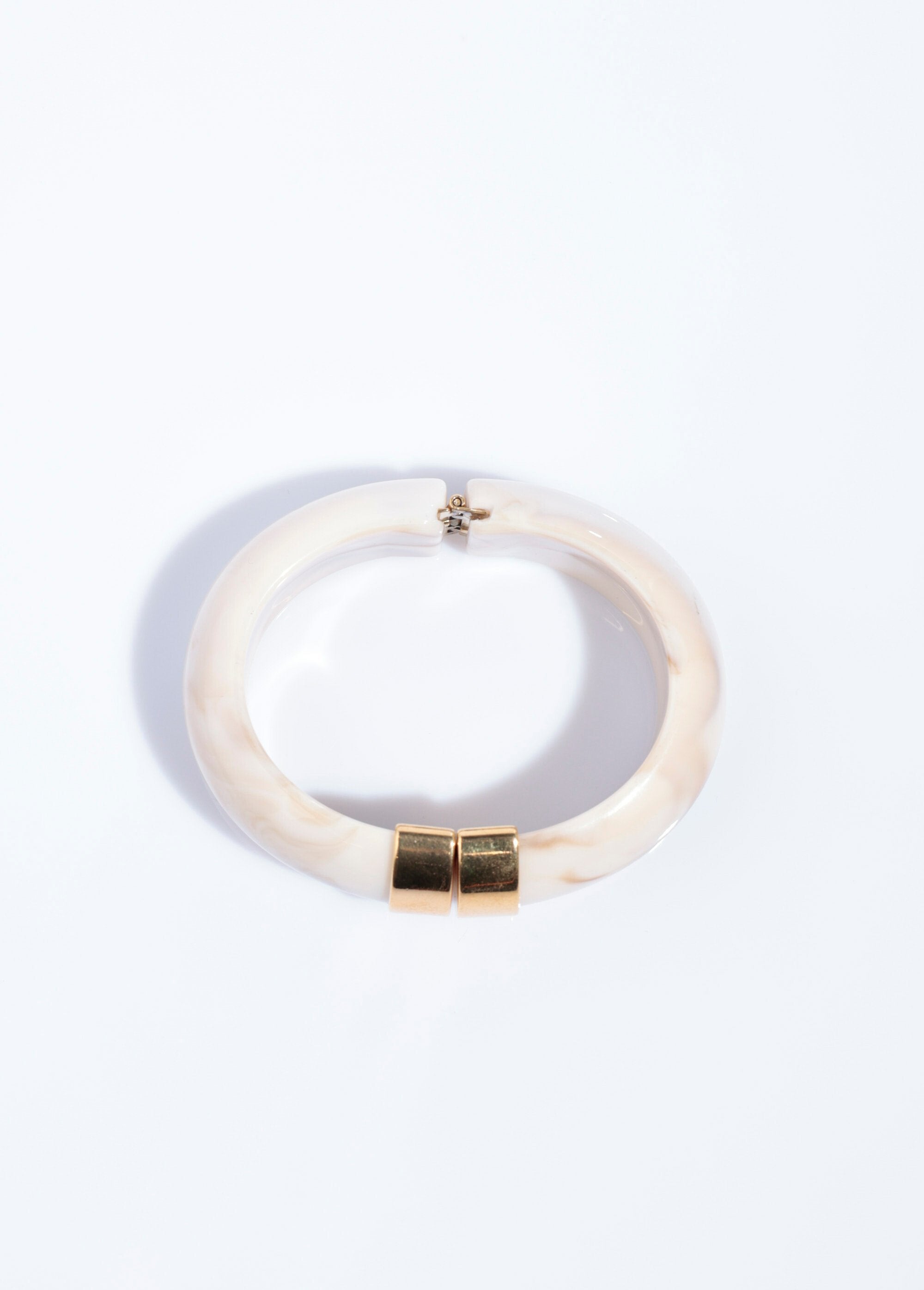 Bracciale_semirigido_in_acciaio_inossidabile_e_marmorizzato_Ivoire_DE1_slim