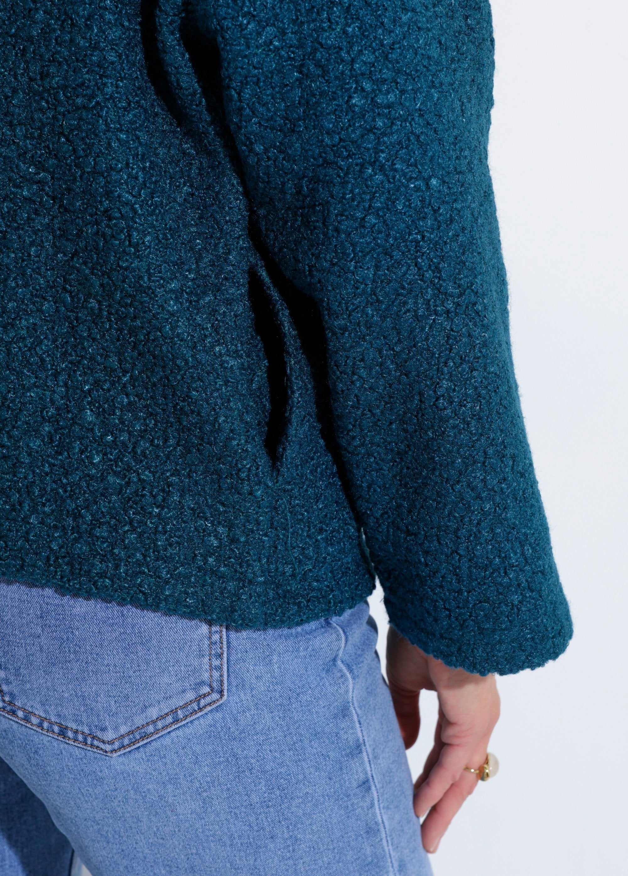 Cappotto_corto_semplice_in_lana_arricciata_Vert_canard_DE2_slim