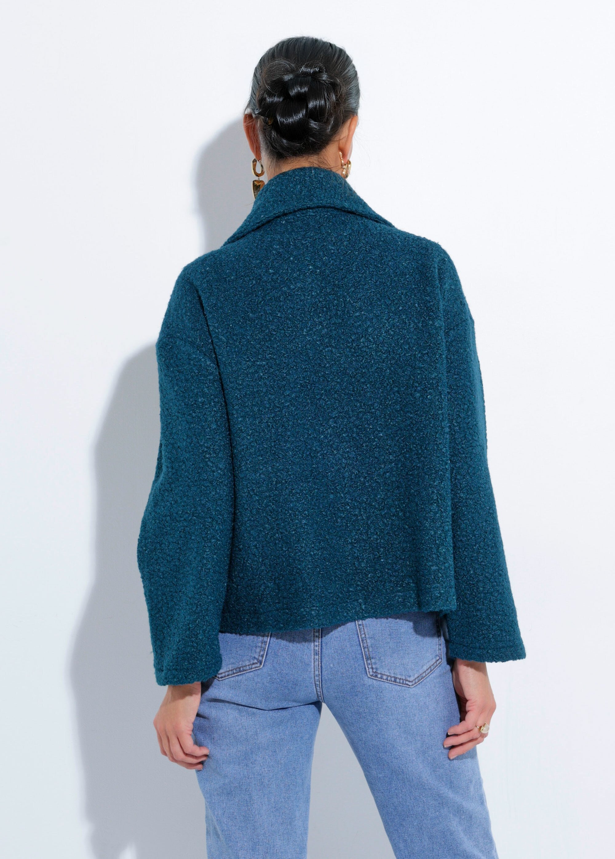 Cappotto_corto_semplice_in_lana_arricciata_Vert_canard_DO1_slim