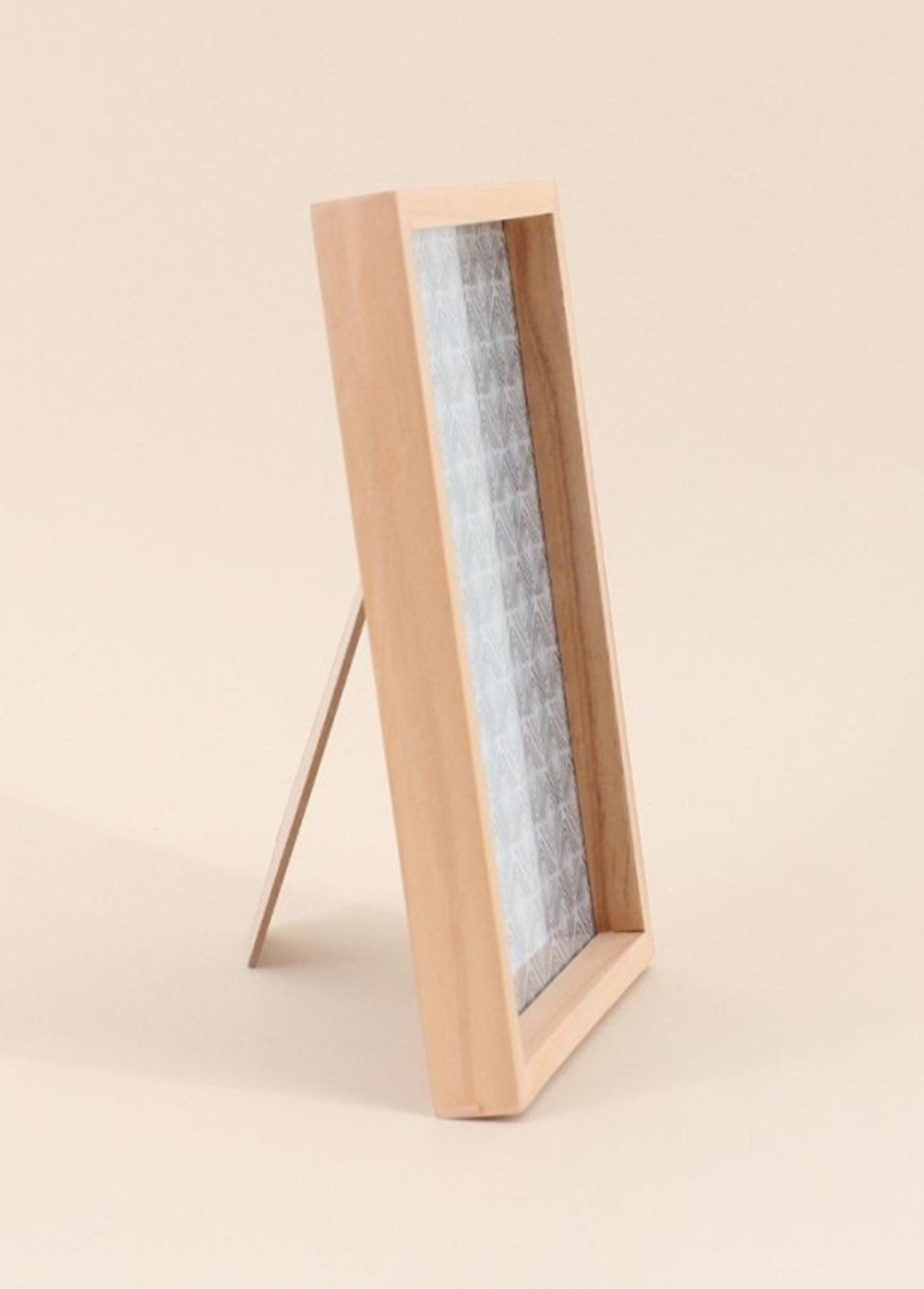 Cornice_per_foto_in_legno_18x24cm,_certificata_V1_Naturel_DE1_slim