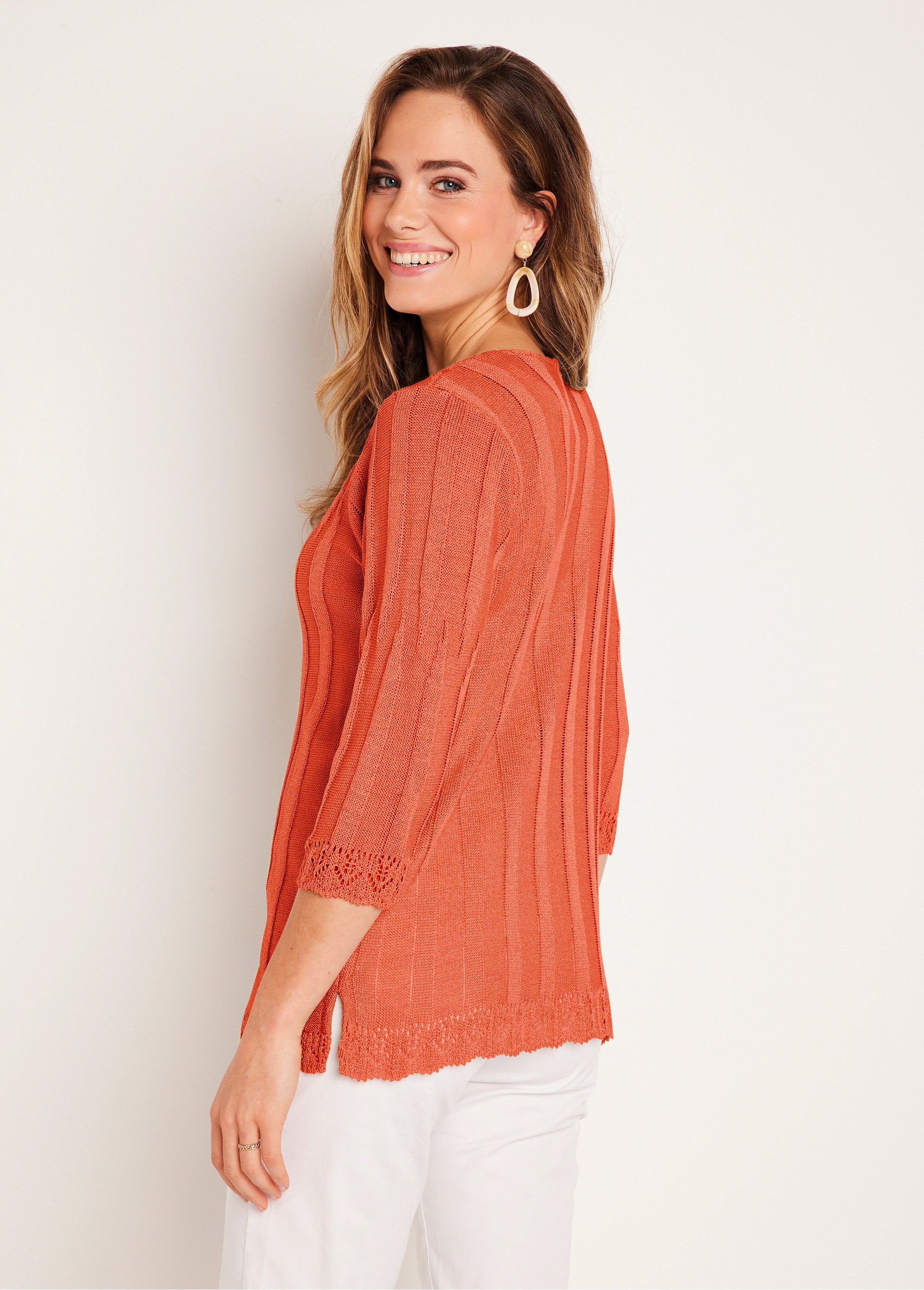 Cardigan_lungo_abbottonato_e_traforato_Corail_DO1_slim