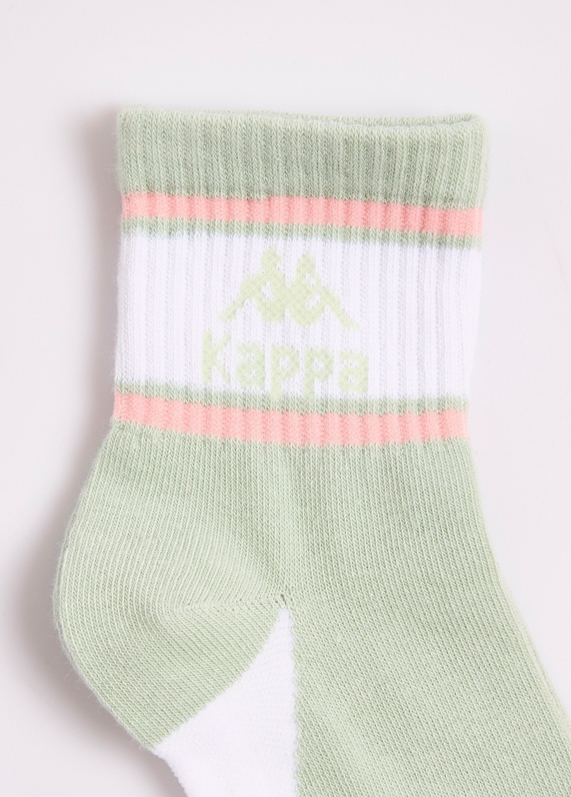 Calzini_sportivi_a_coste,_assortiti_Assortis_vert_DE3_slim