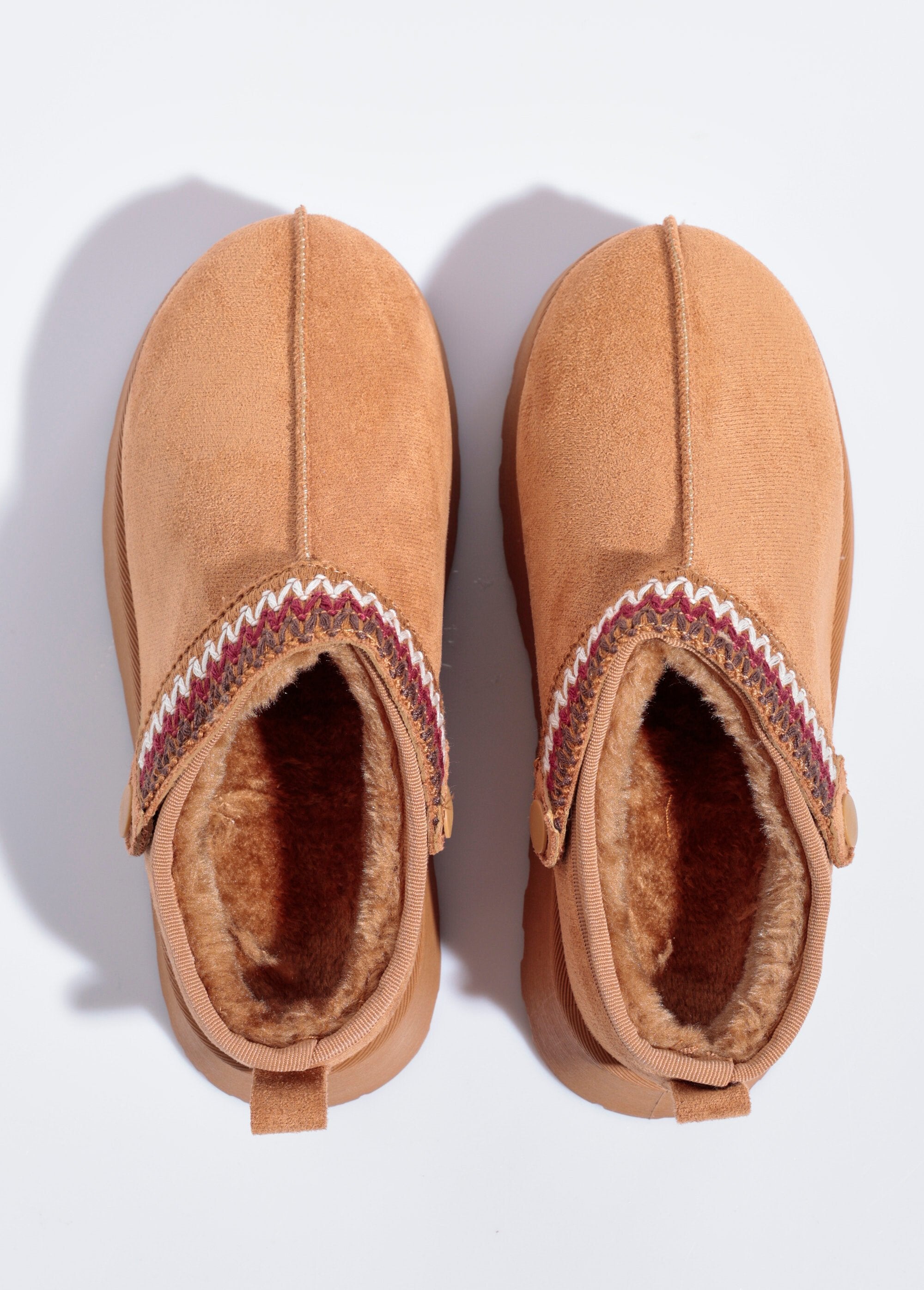 Muli_con_zeppa_e_cinturino_fantasia_con_pelliccia_Camel_OV1_slim