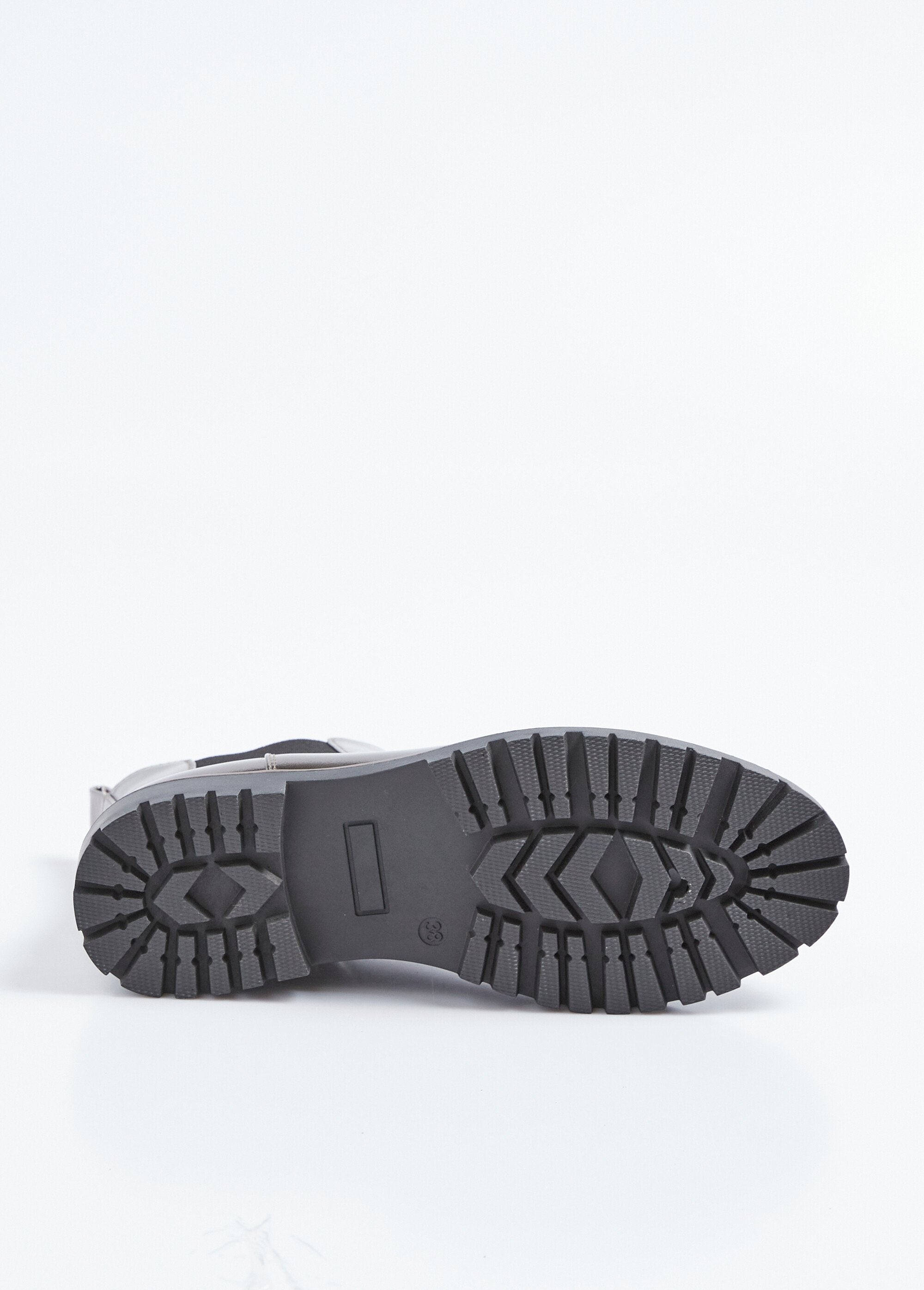 Stivali_Chelsea_con_comoda_suola_dentellata_Gris_UN1_slim