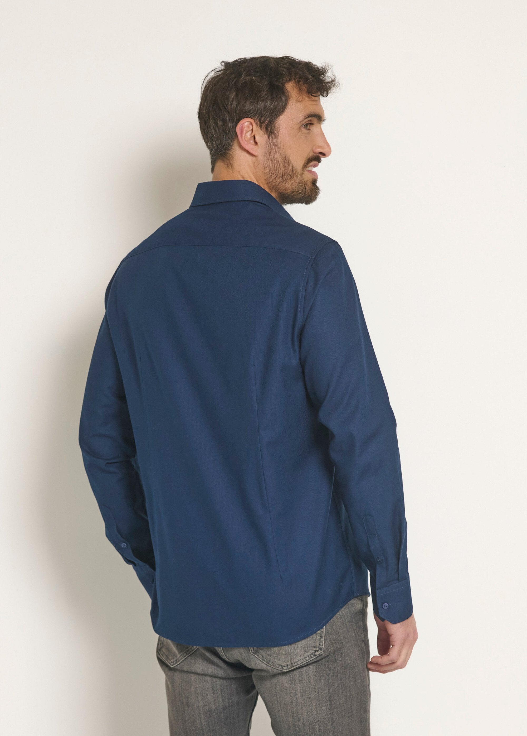 Camicia_in_cotone_chic_con_collo_semi-italiano_Marine_DO1_slim