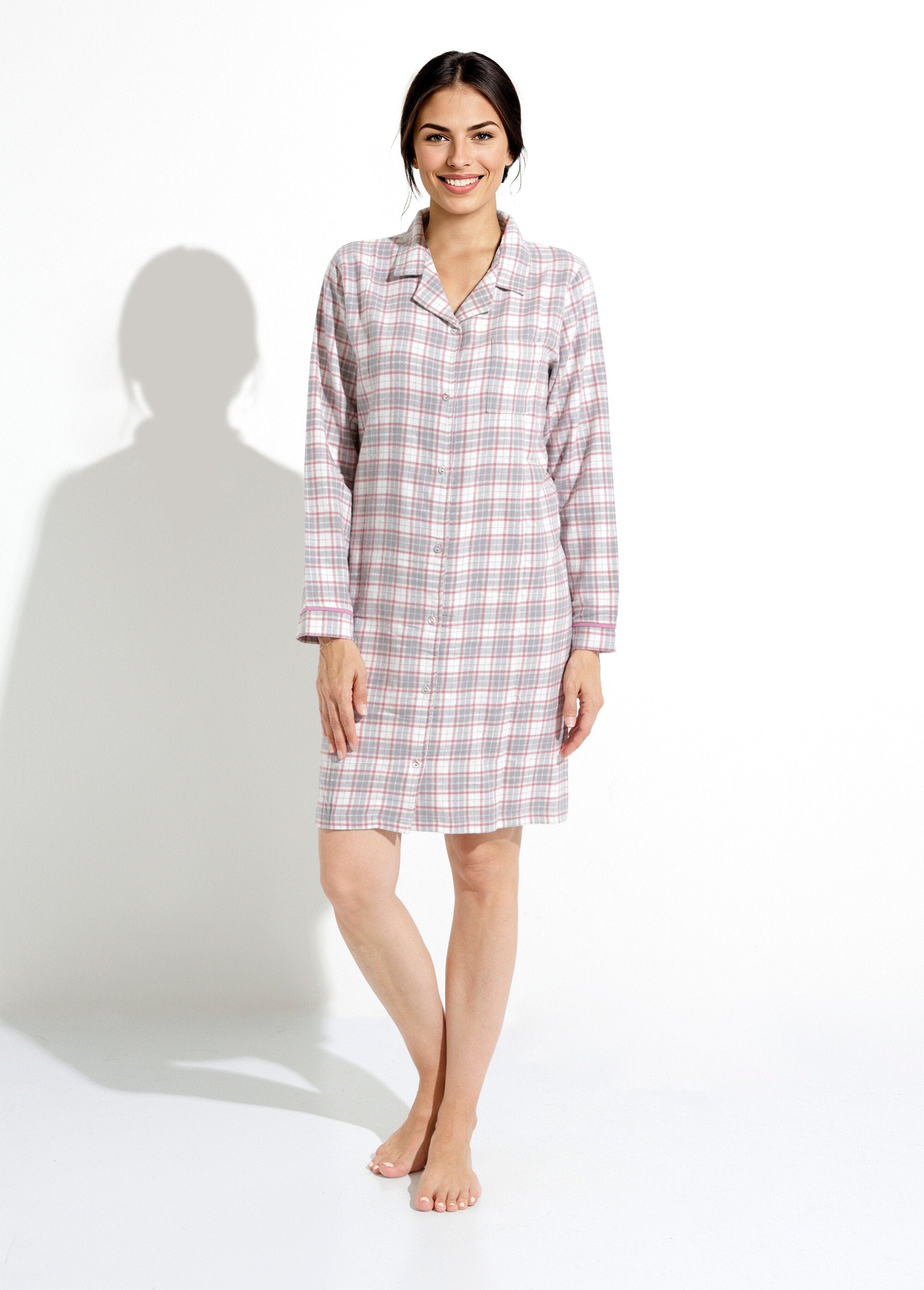 Camicia_da_notte_in_flanella_a_quadri_in_cotone_spazzolato_Ecossais_gris_FA1_slim