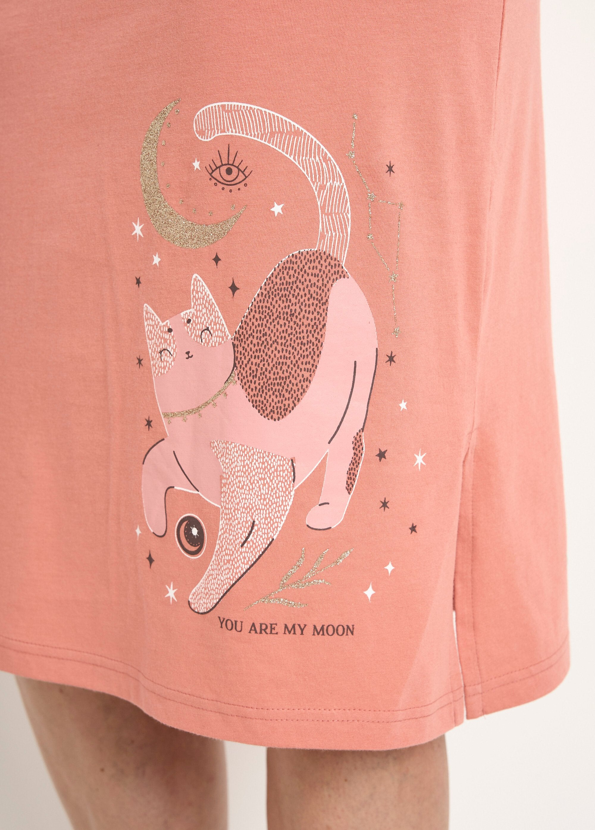 Camicia_da_notte_abbottonata_in_cotone_di_media_lunghezza_Terracotta_DE2_slim