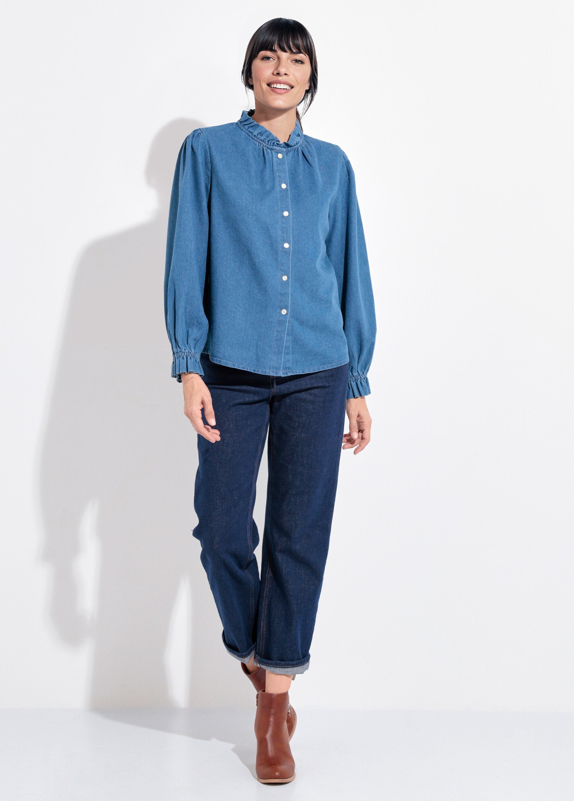 Camicia_in_denim_con_bottoni,_collo_arricciato_Denim_SF1_slim