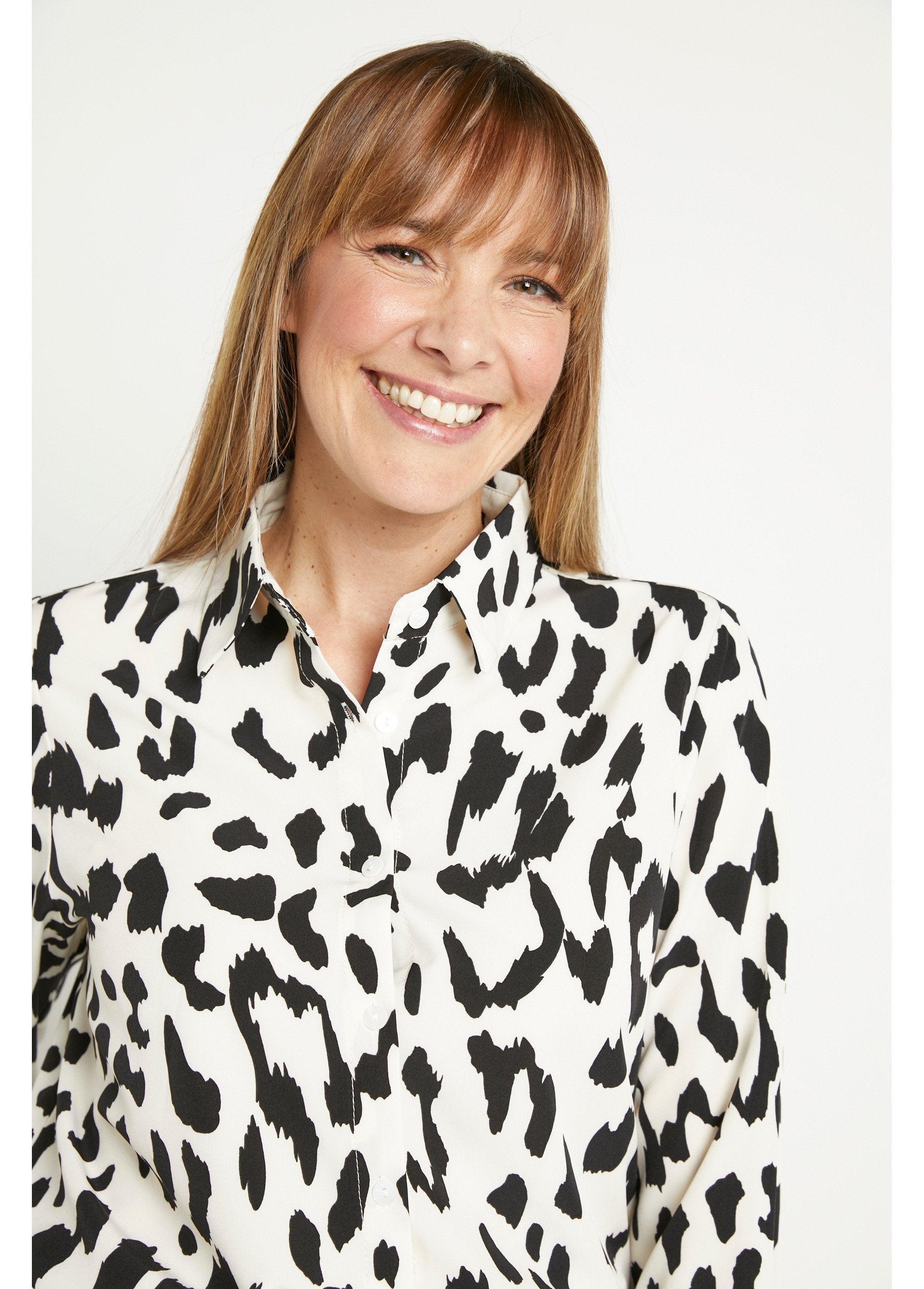 Camicetta_a_maniche_lunghe_con_bottoni_leopardati_Leopard_DE1_slim