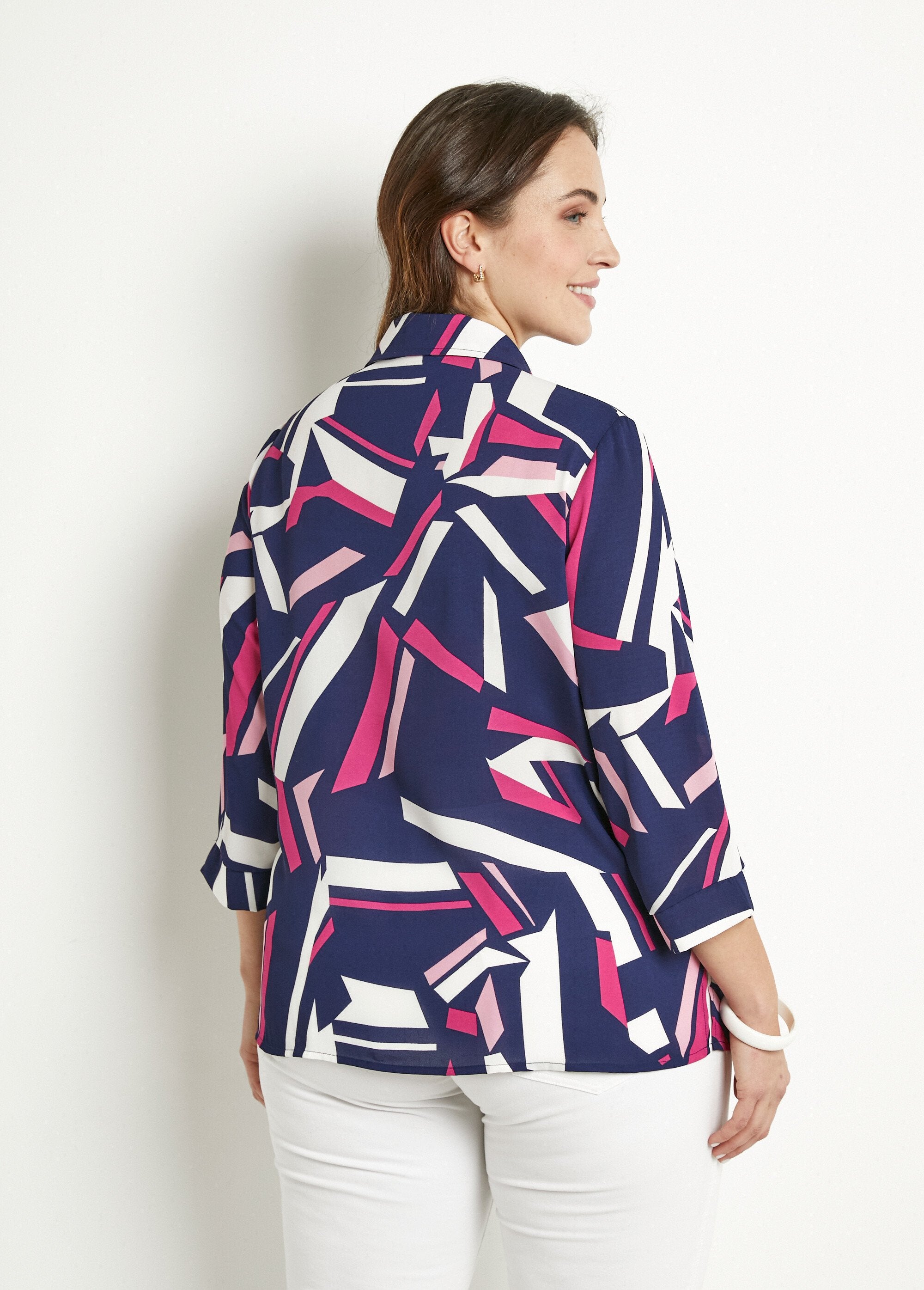 Camicetta_grafica_con_maniche_a_3/4_Blu_marino_e_fucsia_DO1_curvy