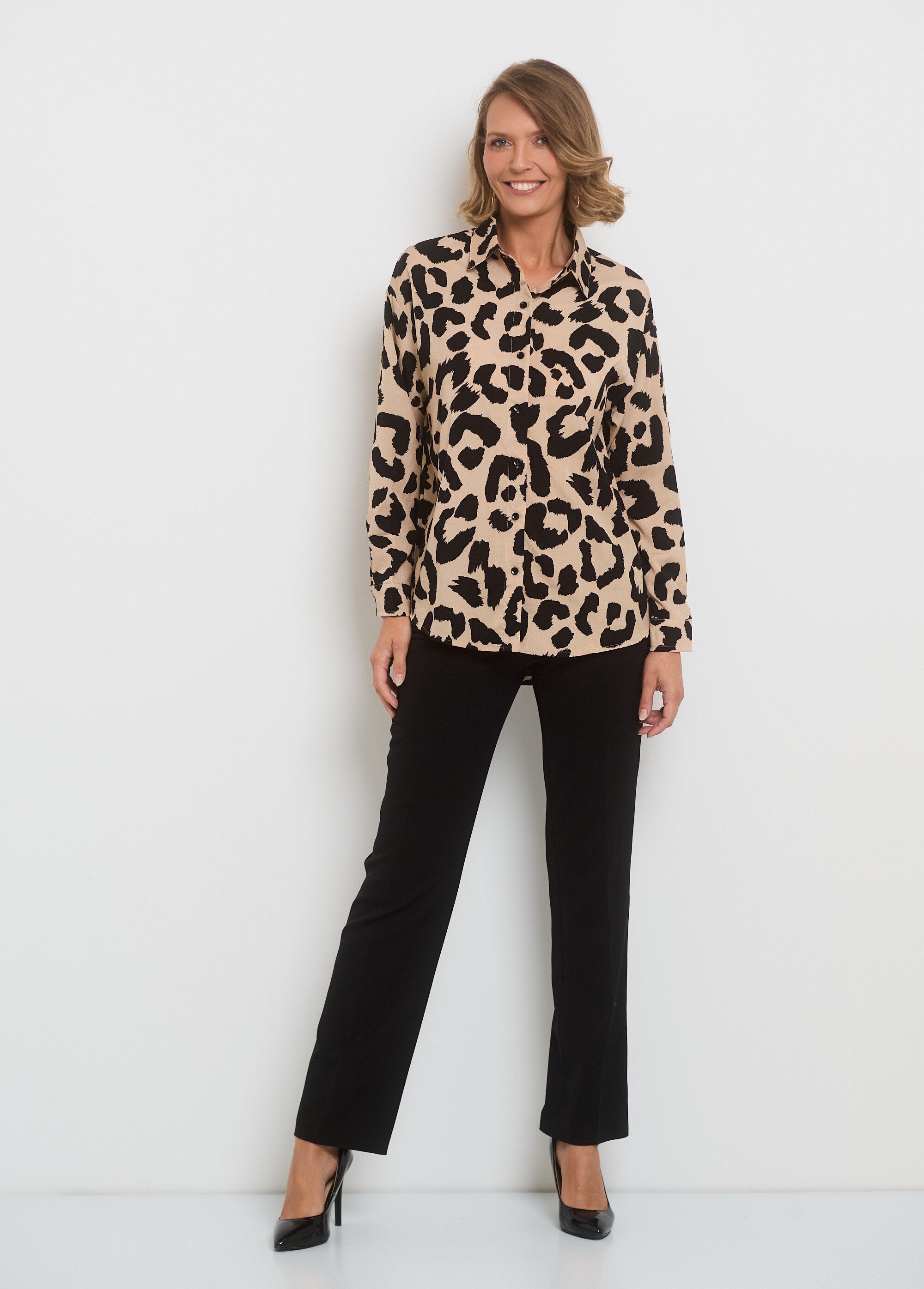 Camicetta_leopardata_alla_moda_Beige_et_noir_SF1_slim