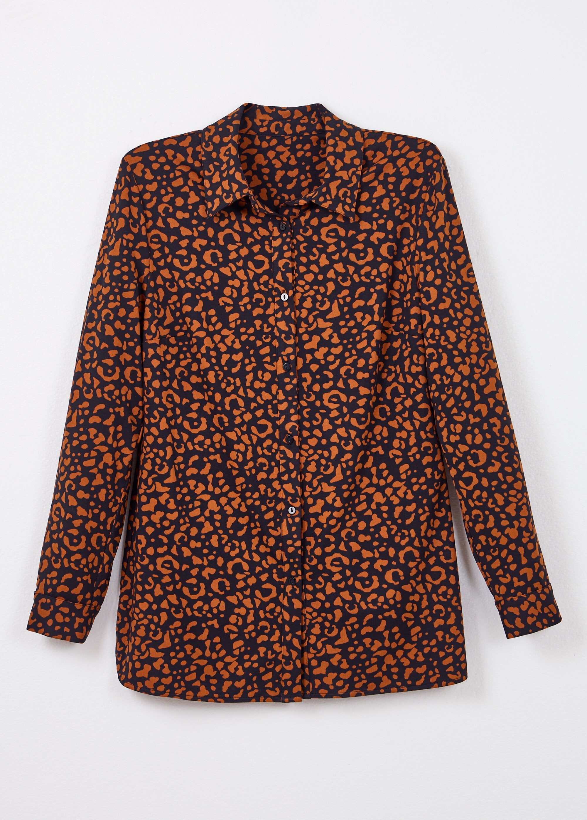 Camicetta_in_maglia_calda_con_stampa_animalier_Noir_et_marron_AP1_slim