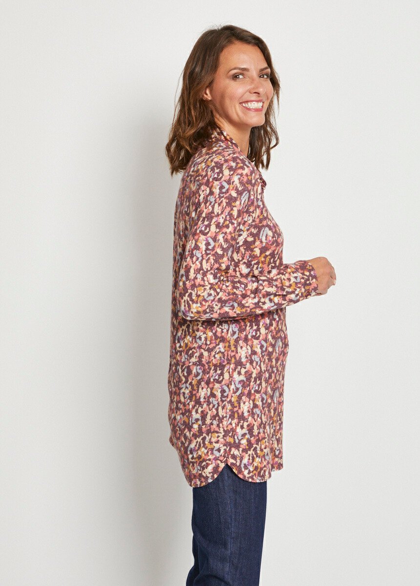 Camicetta_in_maglia_calda_stampata_Fond_bordeaux_DR1_slim