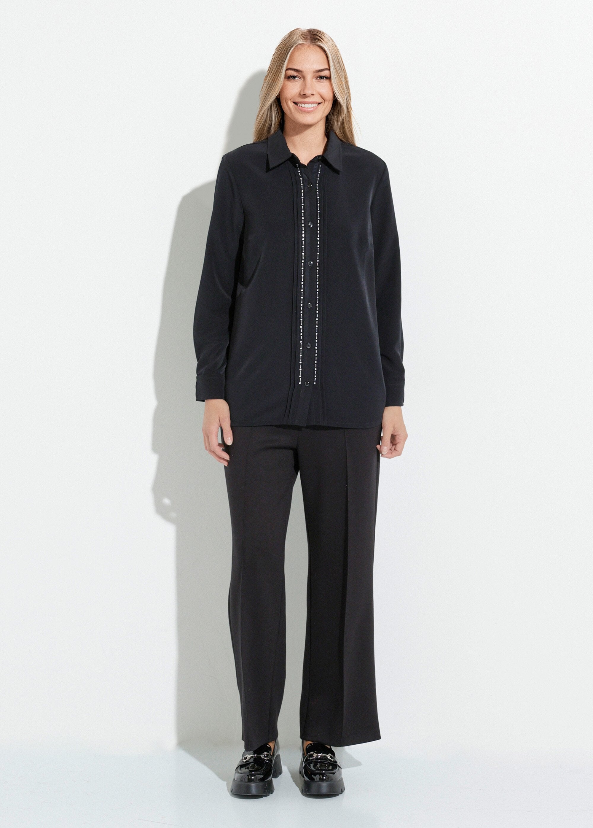 Camicia_lunga_a_tinta_unita_con_colletto_di_strass_Noir_SF1_slim