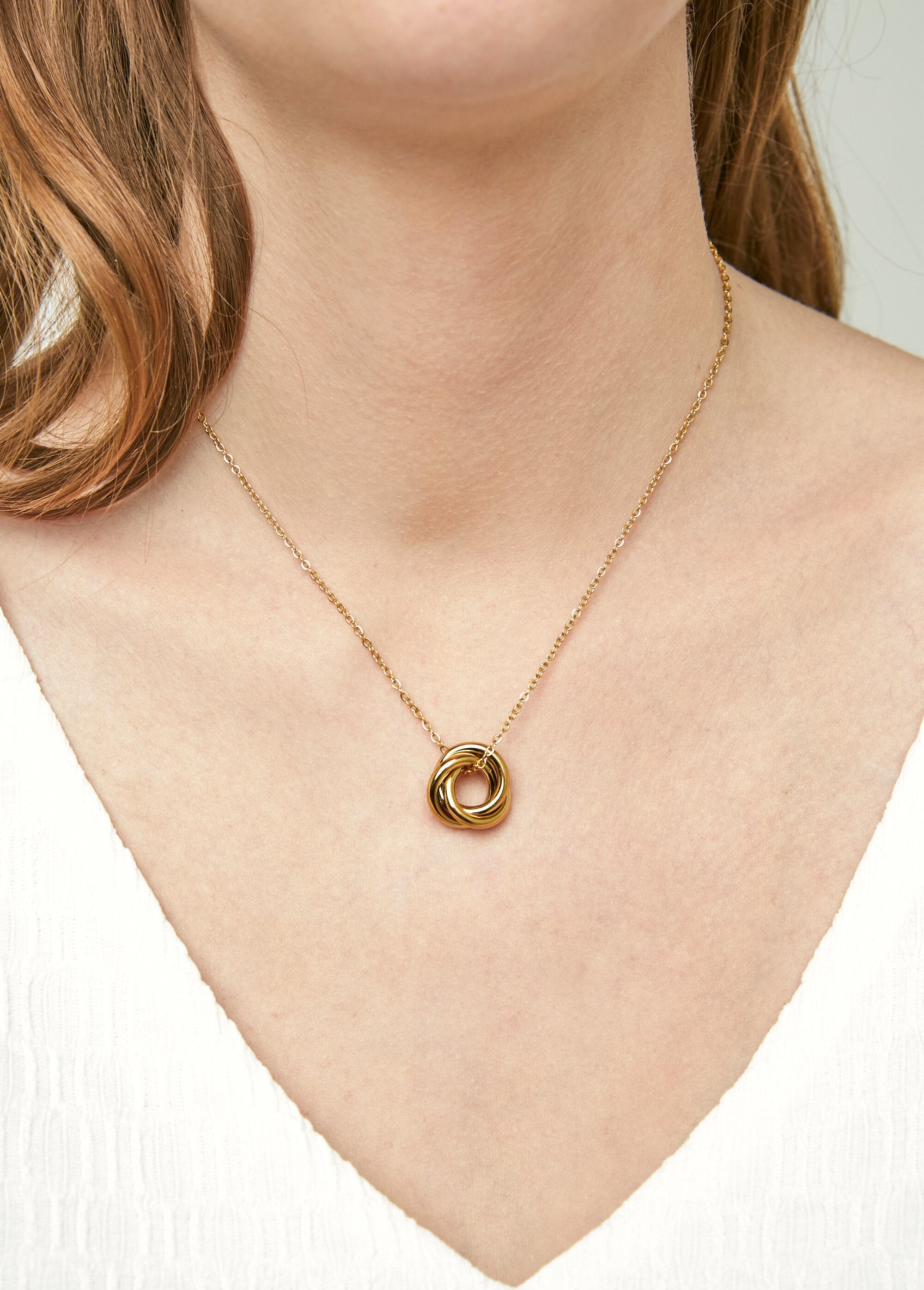 Collana_con_ciondolo_in_acciaio_ritorto_Dore_FA1_slim