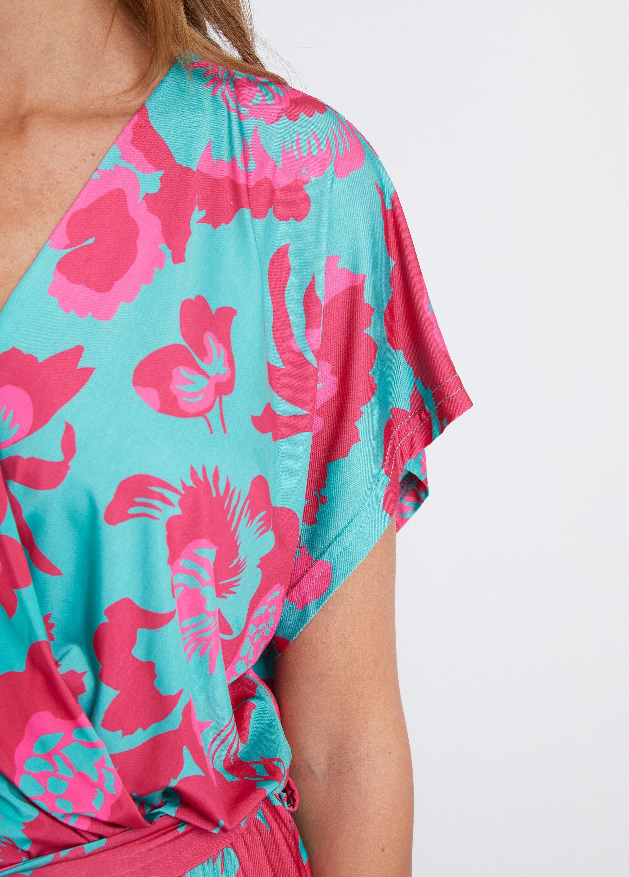 Tuta_con_gonna_e_pantalone_in_maglia_elastica_Vert_et_rose_DE3_slim