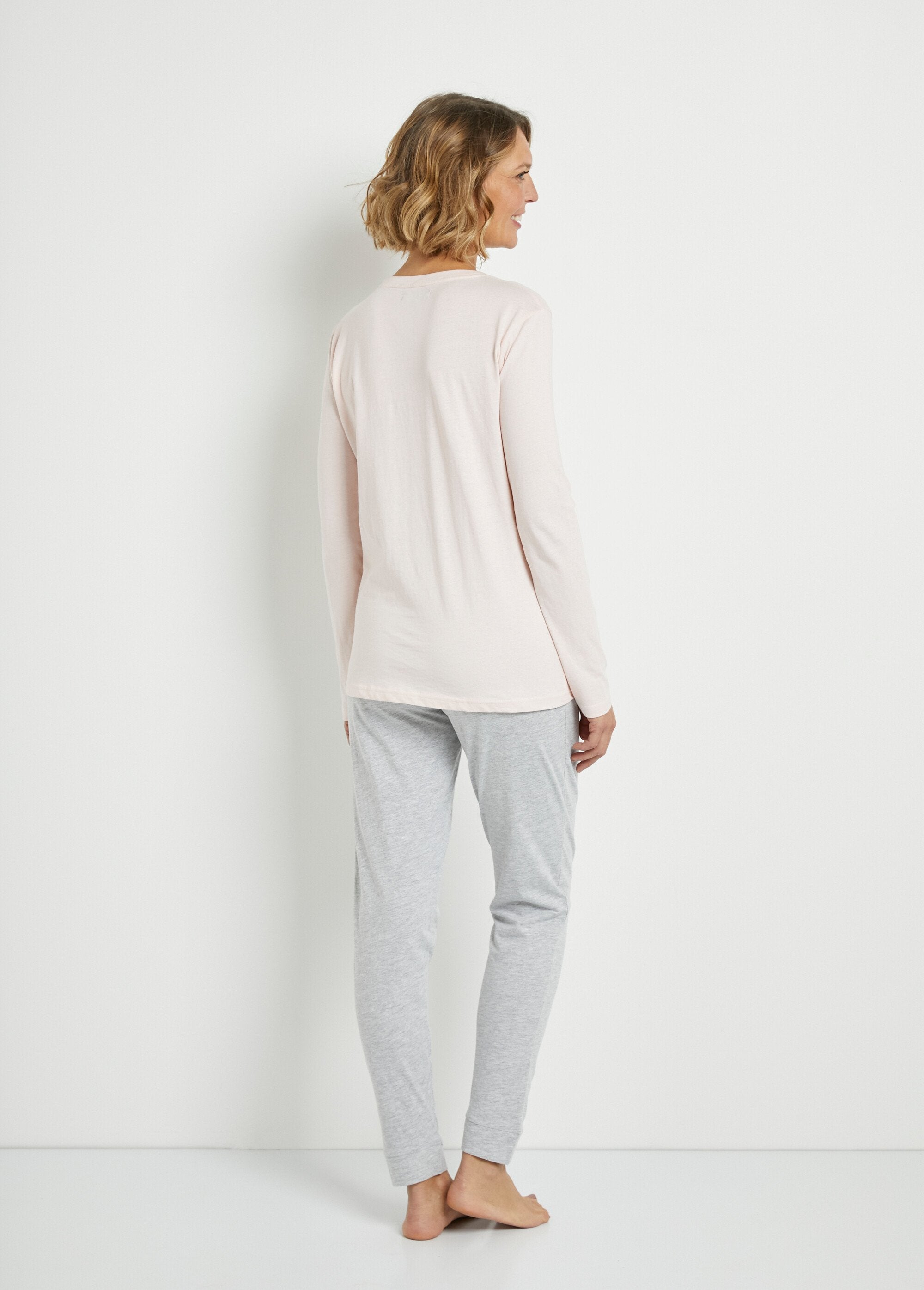 Pigiama_a_maniche_lunghe_in_maglia_Gris_DO1_slim