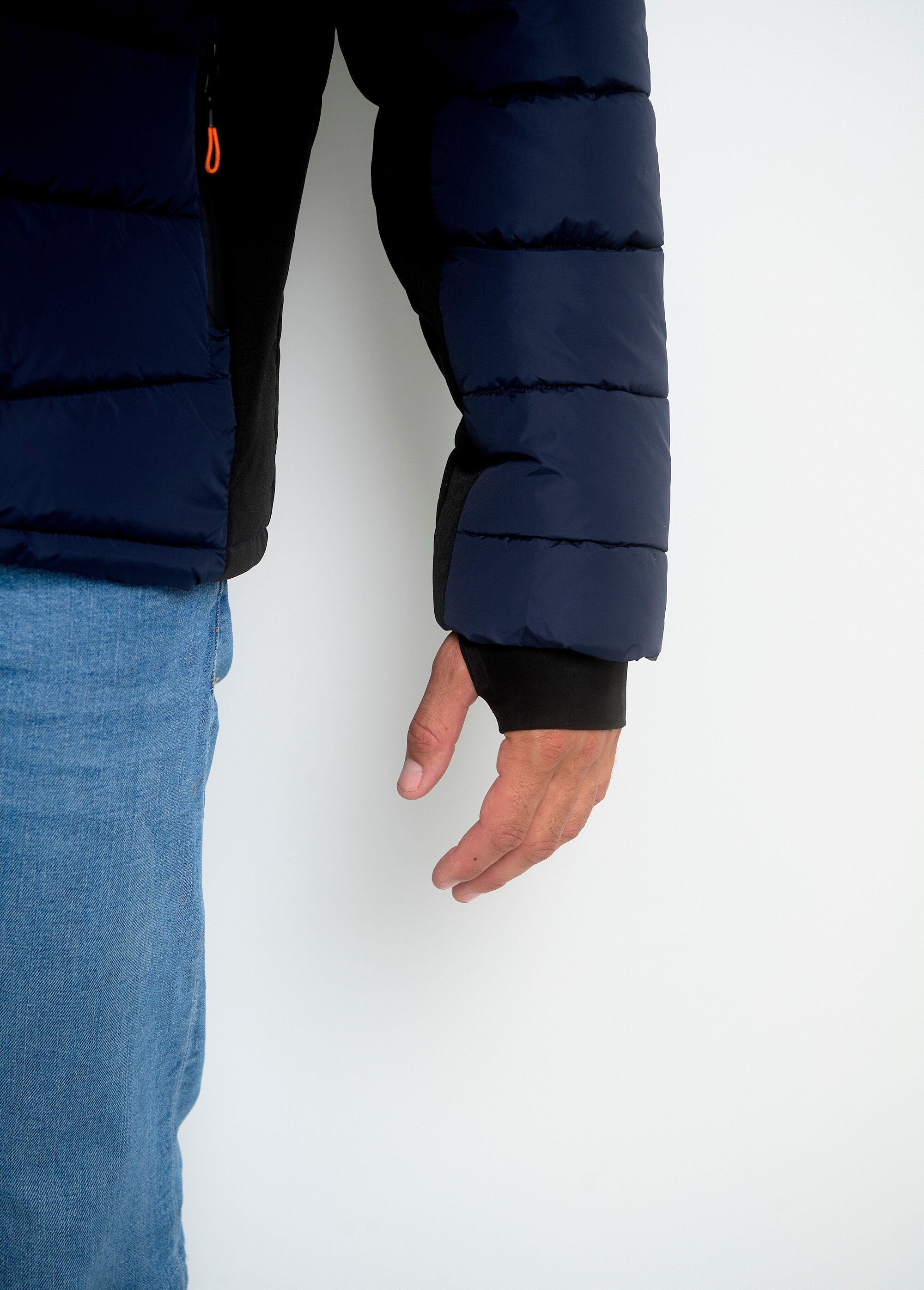 Calda_giacca_con_cappuccio_con_dettagli_fluorescenti_Marine_DE3_slim