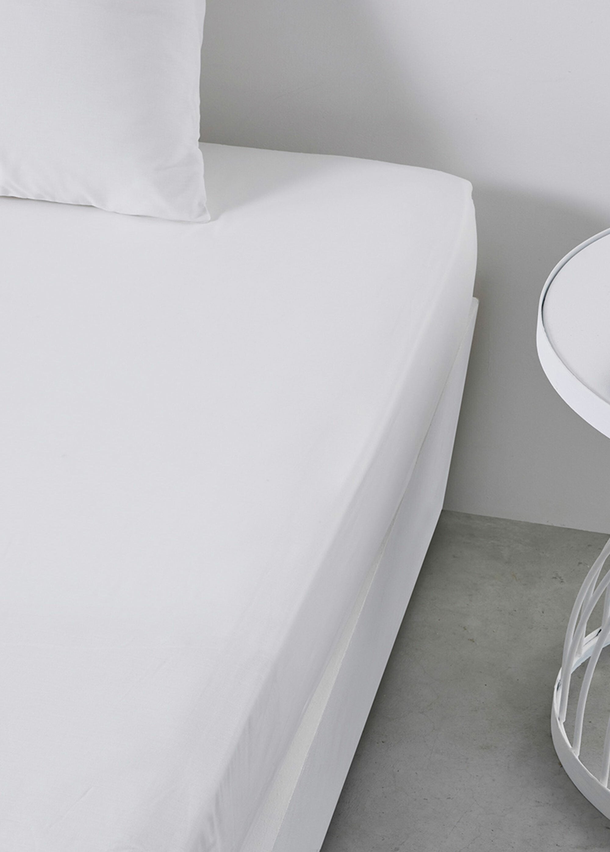 Lenzuolo_a_pieghe_in_cotone_tinta_unita_Craie_DE1_slim