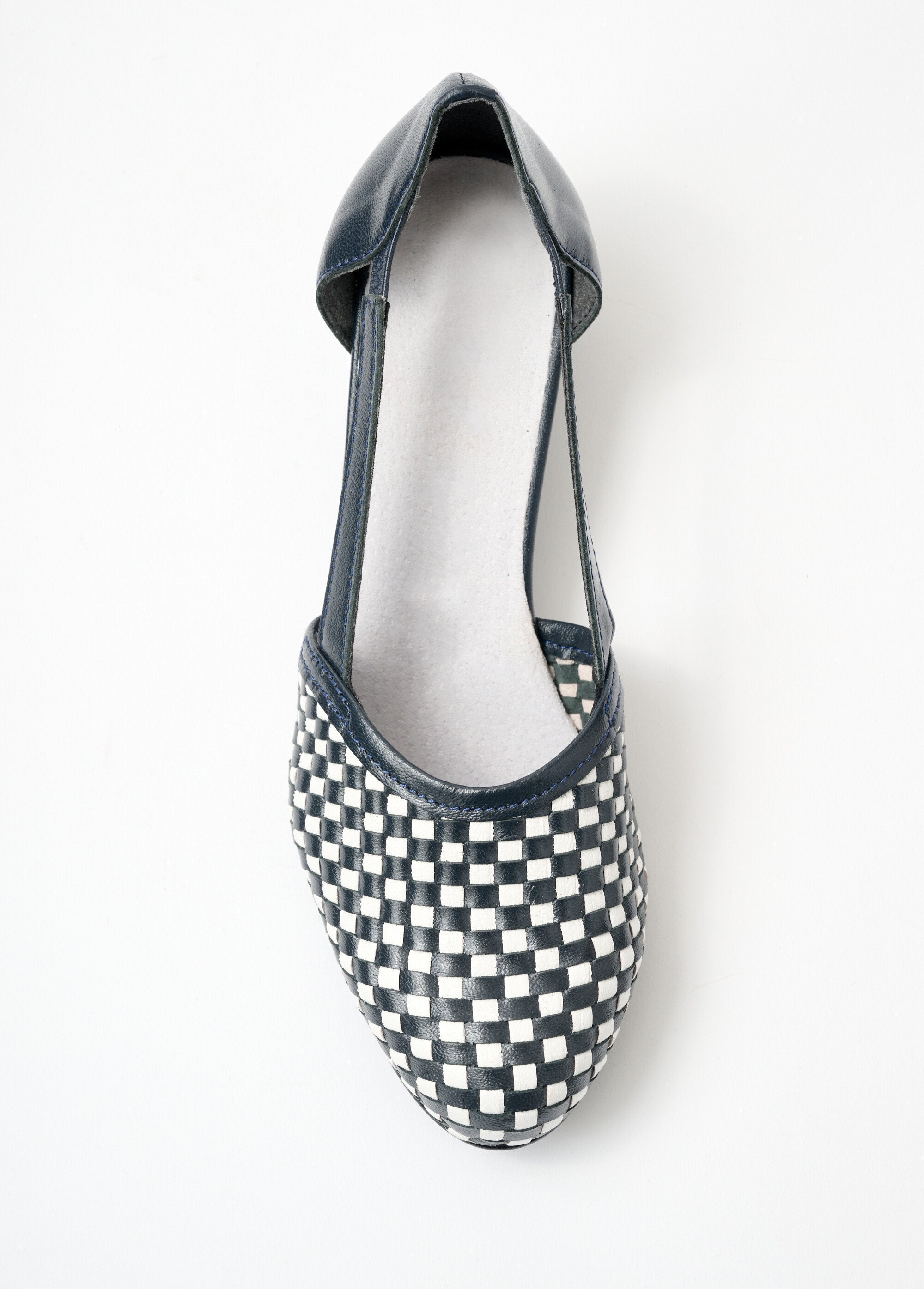 Décolleté_in_pelle_Blu_marino_e_bianco_OV1_slim