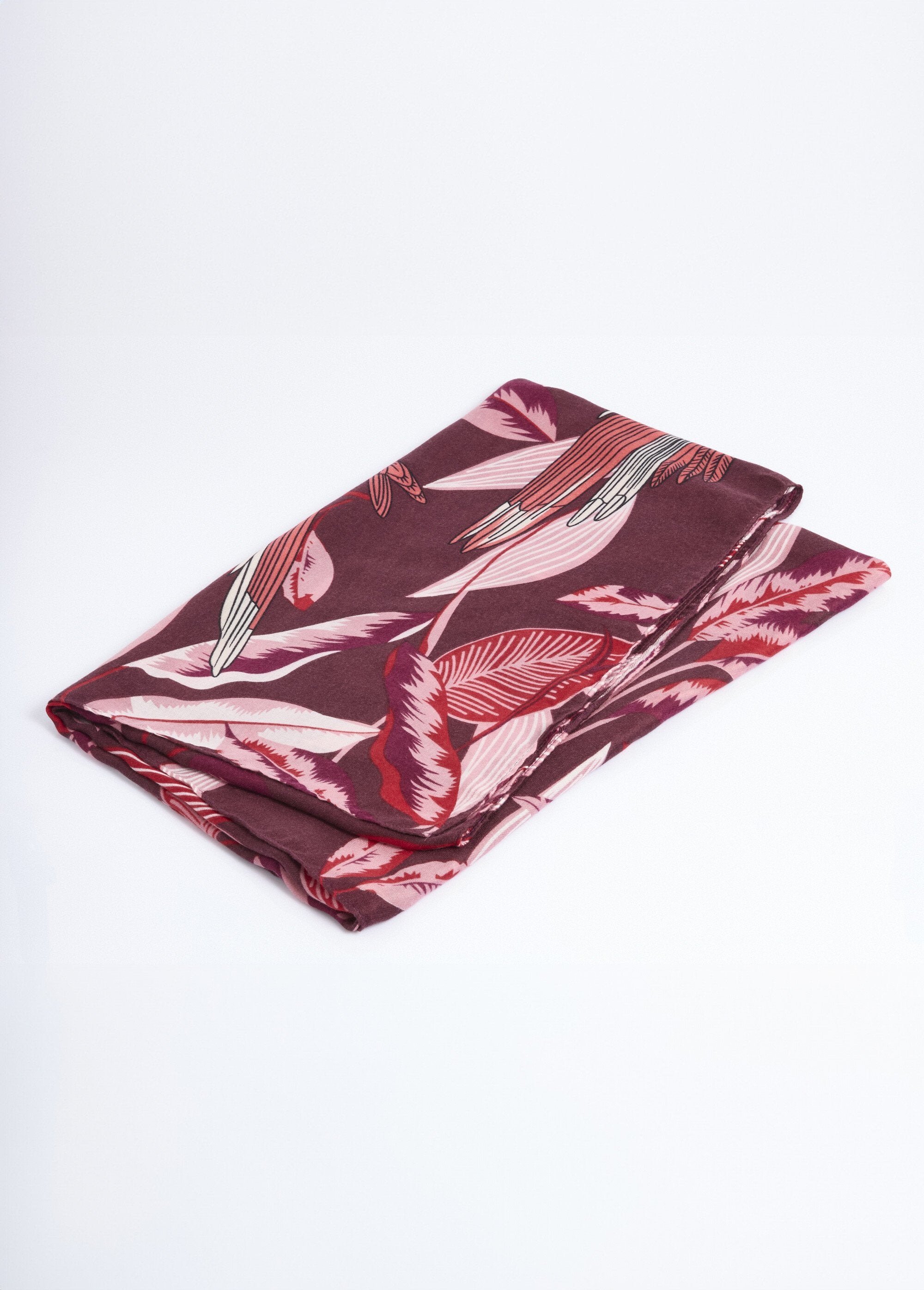 Foulard_motif_perroquet_en_camaieu_Bordeaux_DE1_slim