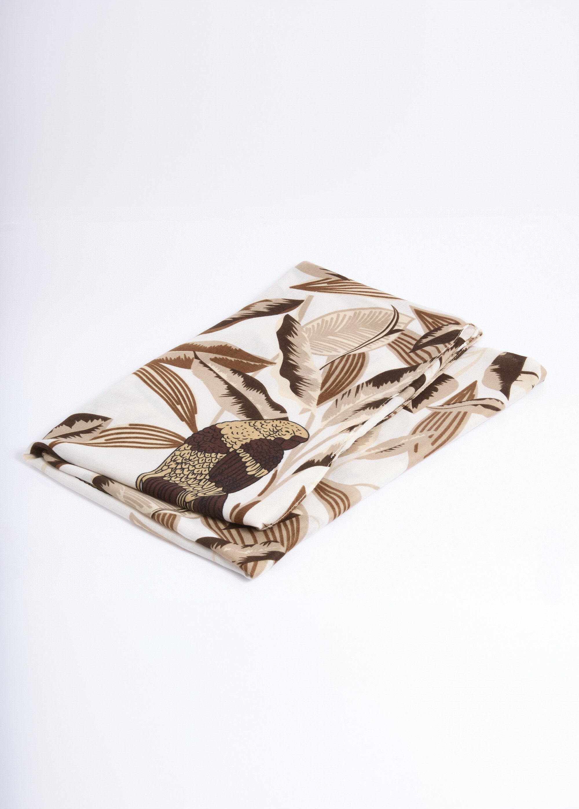 Foulard_motif_perroquet_en_camaieu_Taupe__DE1_slim