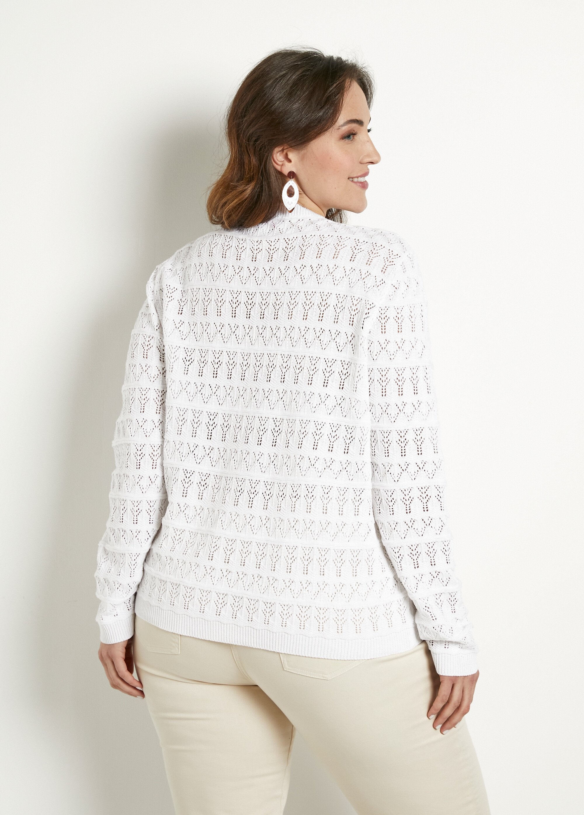 Cardigan_traforato_con_scollo_a_V_e_bottoni_in_misto_cotone_Blanc_DO1_curvy